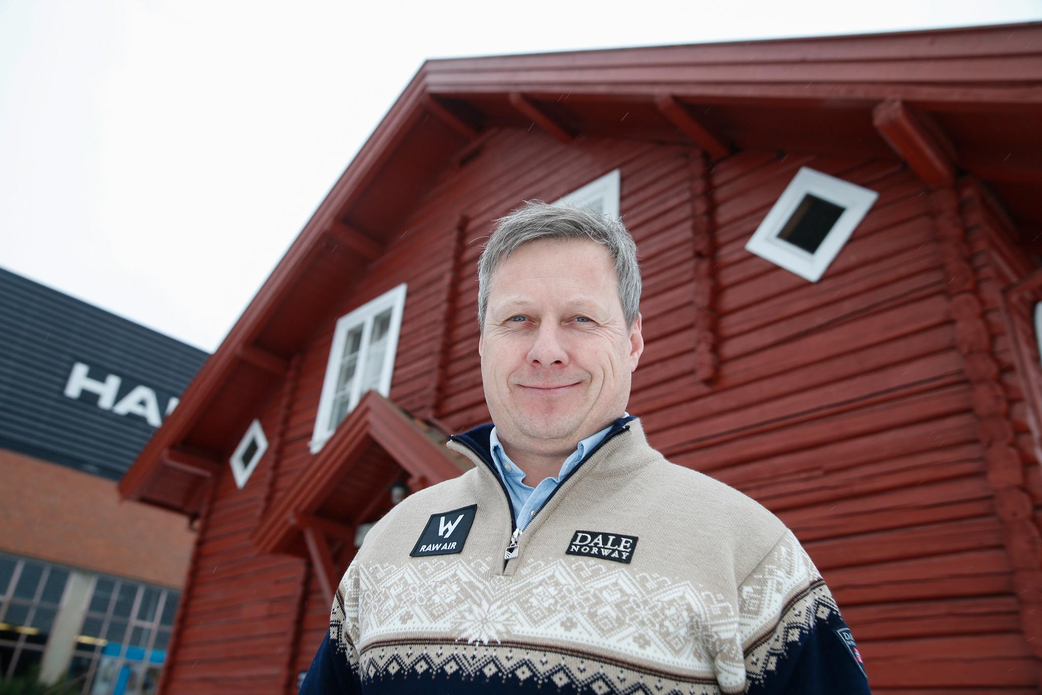Arne Åbråten, leder for Raw Air, mener det er for tidlig å kalle det publikumssvikt.