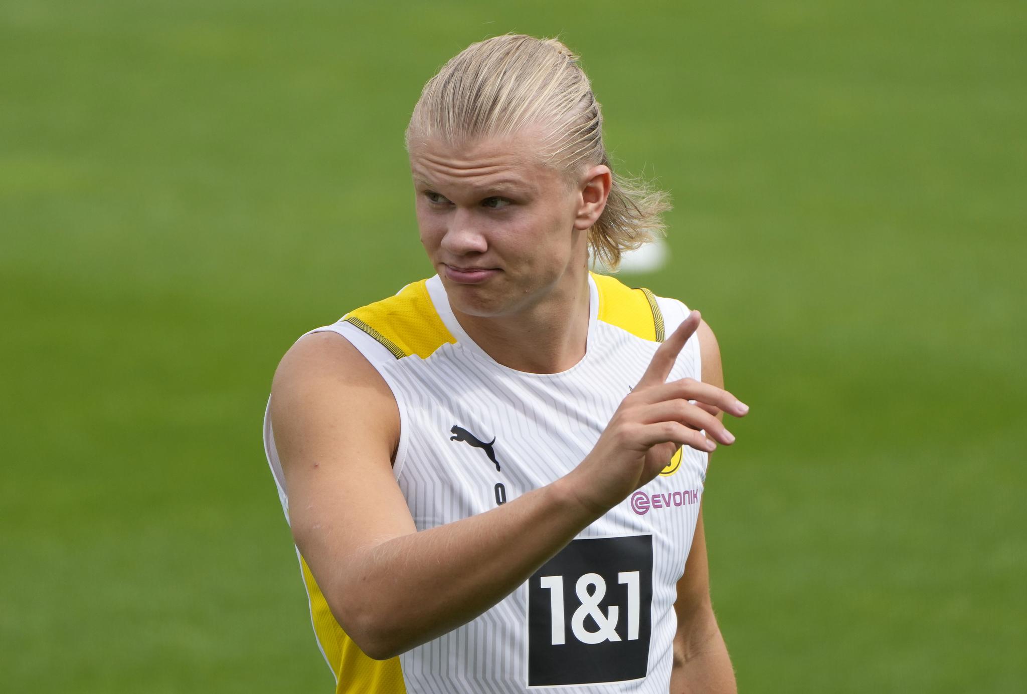KOMMENTERTE SPEKULASJONENE: Erling Braut Haaland avbildet på trening for Borussia Dortmund tidligere denne måneden. 