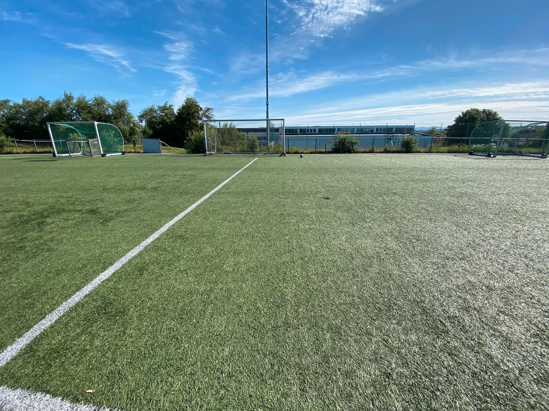 MER MILJØVENNLIG BANE: Fotballbanen til Randaberg videregående skole skal bli mer miljøvennlig. |