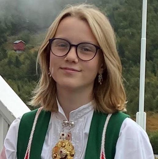Josefine Køltzow Øvrebø (13)