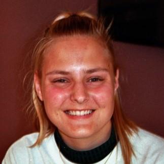 Victoria Steen Hansen (20)
