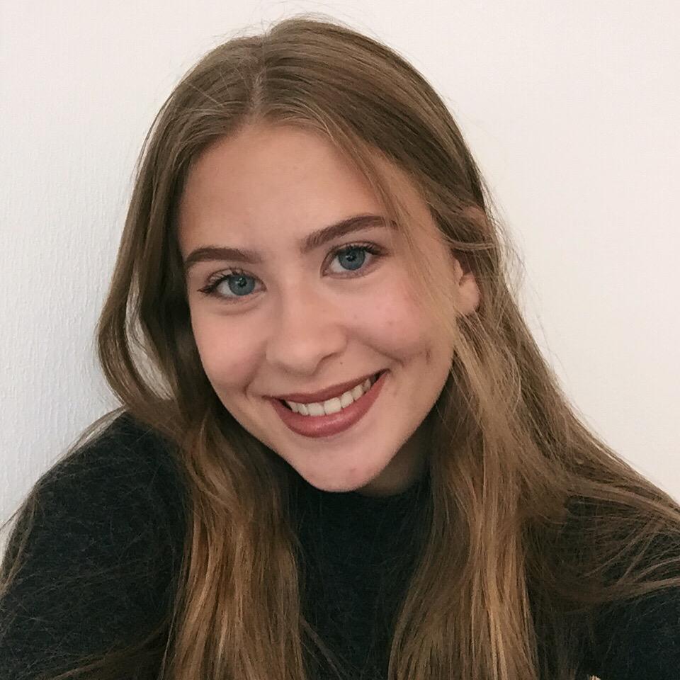 Karina Farnes (17)