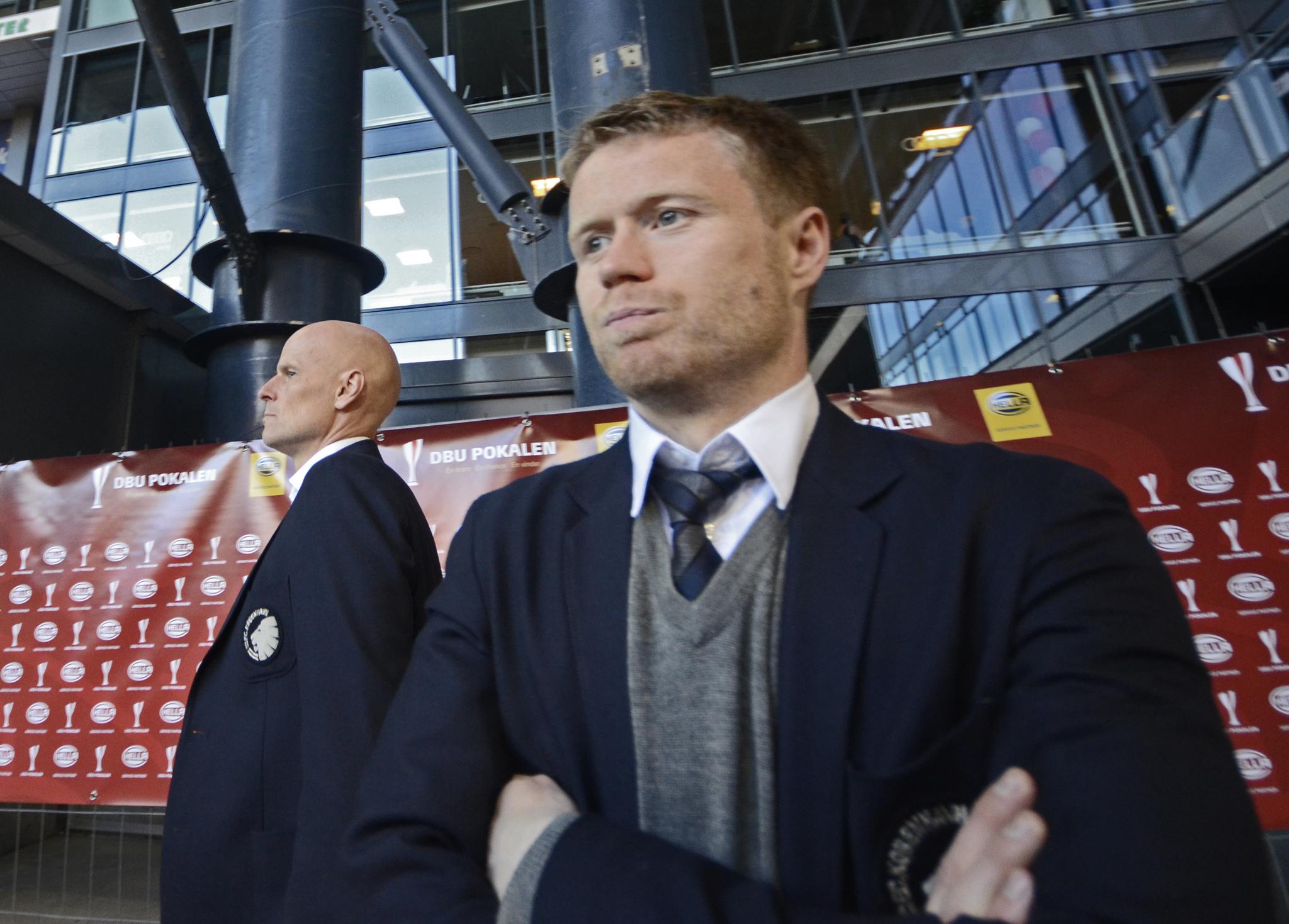 NY VENDING: Tom Høgli sammen med nåværende landslagssjef Ståle Solbakken (bak) da duoen arbeidet sammen i FC København.