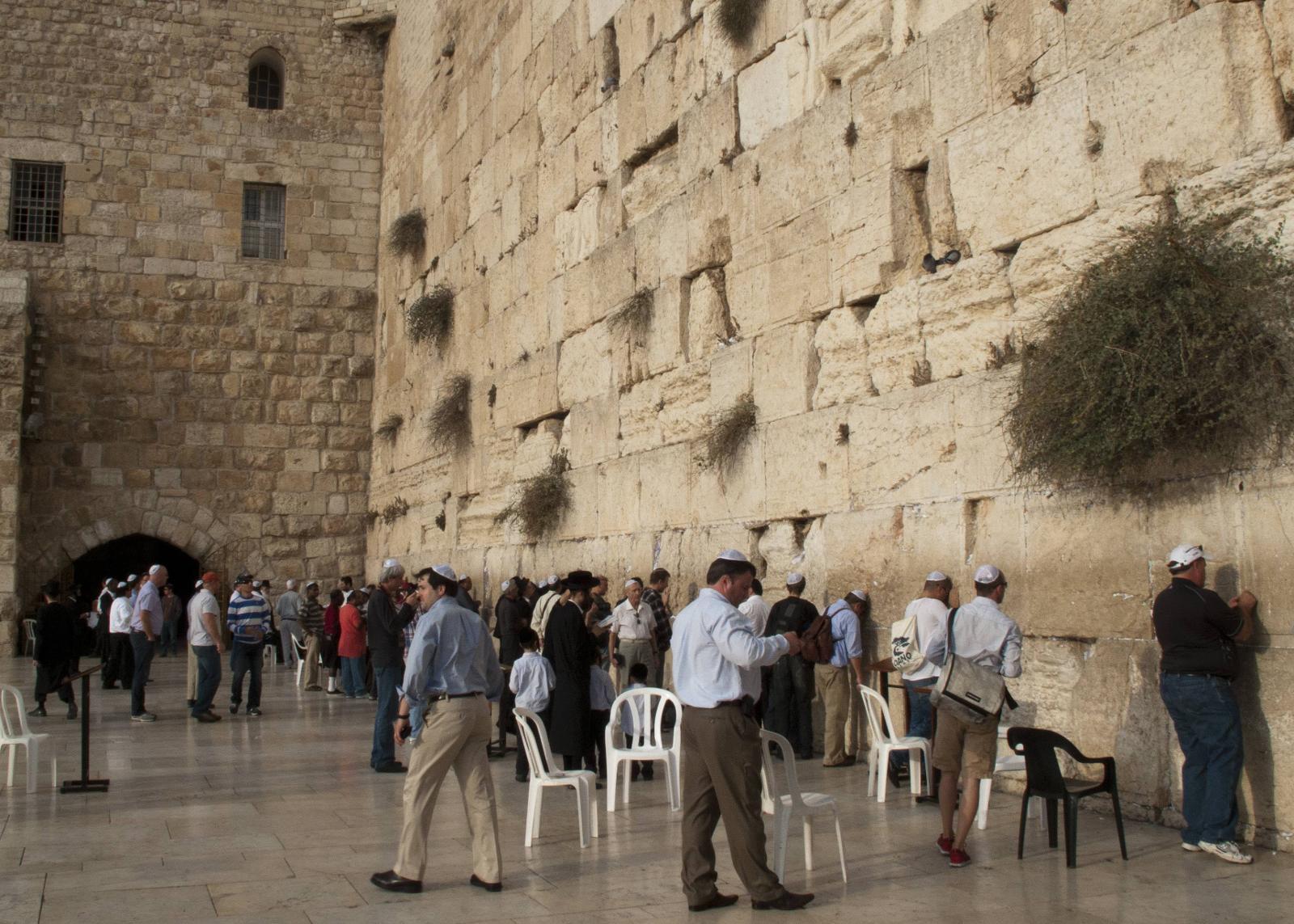 JERUSALEM: Klagemuren er bare én av mange hellige severdigheter i Jerusalem.