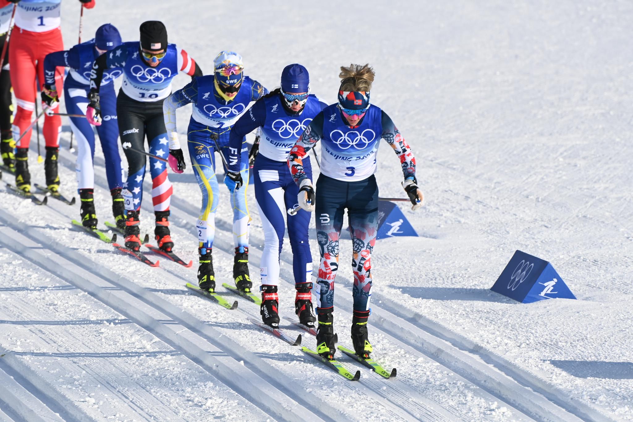 GULL: Therese Johaug ledet an i rennet fra start og tok gull på 15 kilometer fellesstart med skibytte.