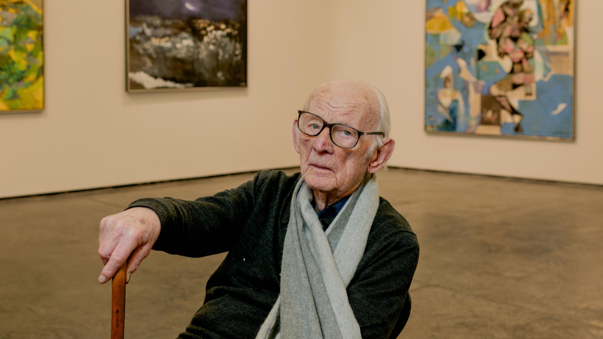 Håkon Bleken (95) ble fratatt førerkortet. Svarer med bilde av «damen» i Statens vegvesen