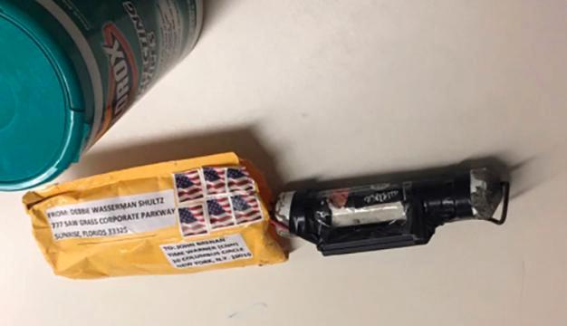 Dette er rørbomben som ble sendt til Time Warners kontorer i New York, som blant annet huser CNN. De 13 bombene som er oppdaget denne uken skal være svært like, og ble sendt i nesten identiske konvolutter.