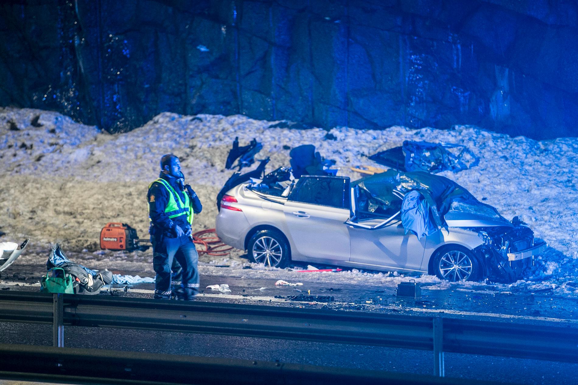 21-åringen som forårsaket ulykken på E18 mellom Langangen og Larvik natt til første nyttårsdag, er fengslet i fire uker. Foto: Trond Reidar Teigen / NTB scanpix