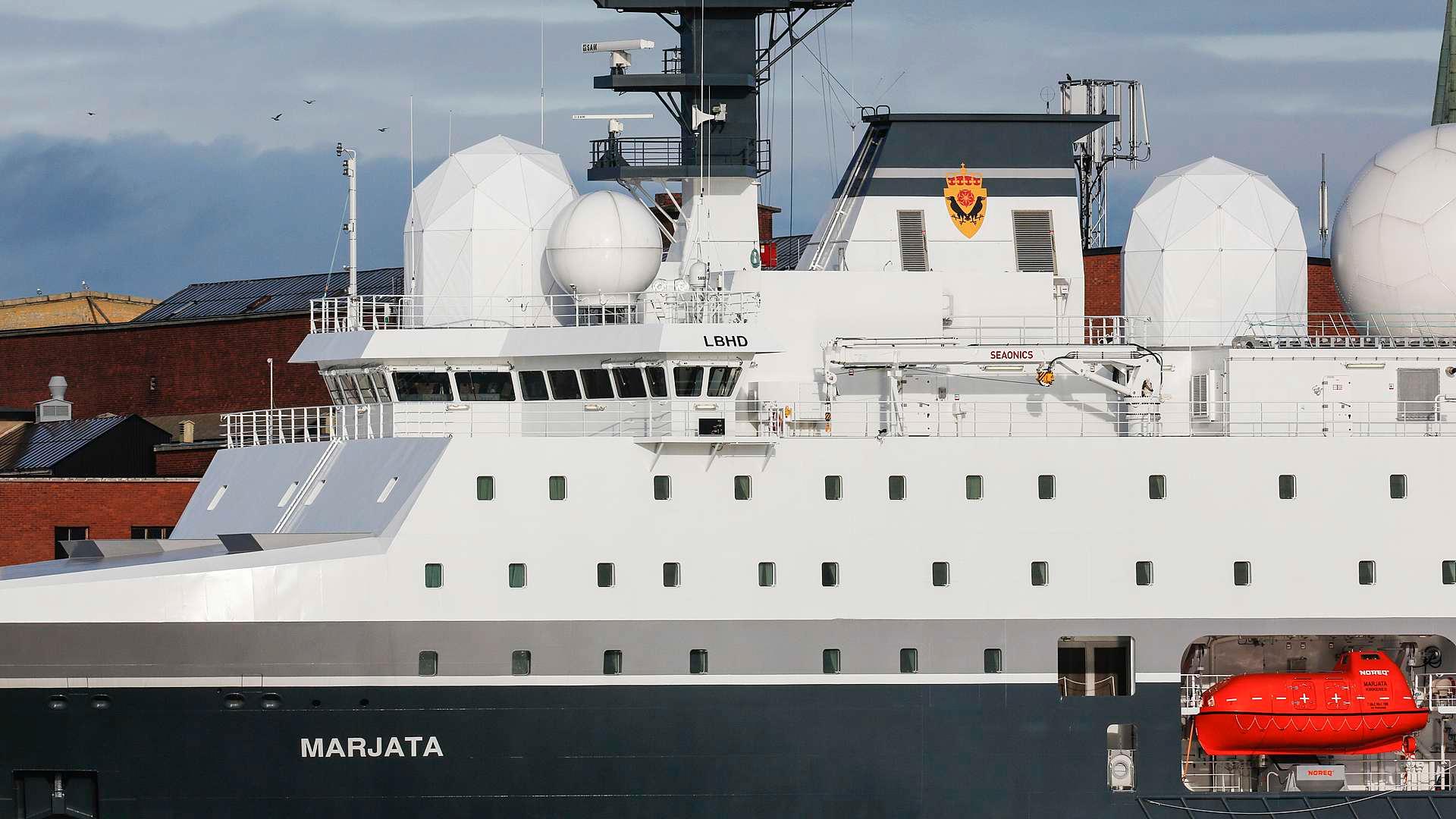 "Marjata"s motorer er plassert forut for å gi minst mulig forstyrrelser til skipets lyttesystemer.