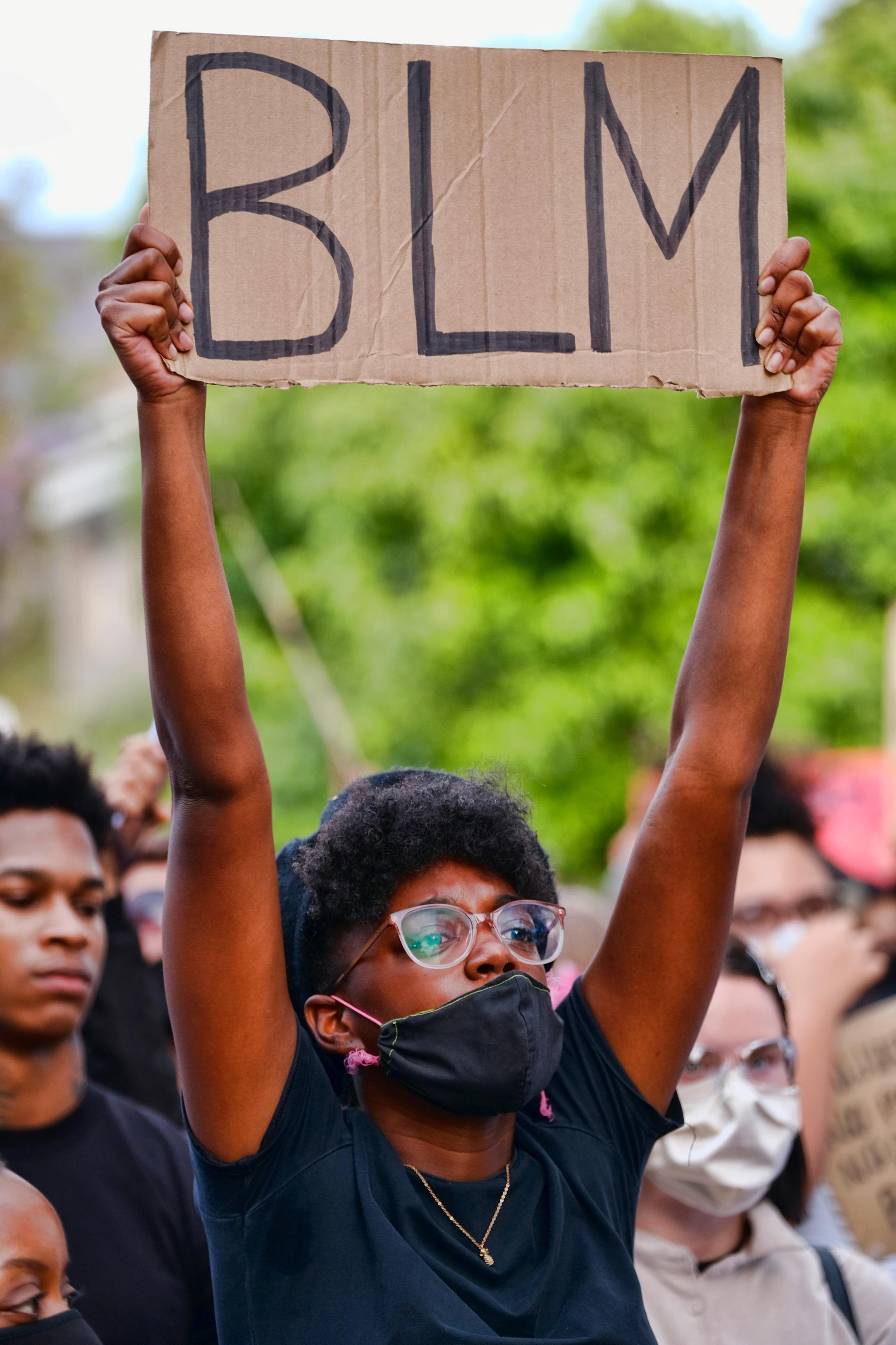 Fra «Black lives matter»-demonstrasjon i Los Angeles. Antirasistisk Front Stavanger ønsker å vise sin støtte til de amerikanske demonstrantene lørdag.