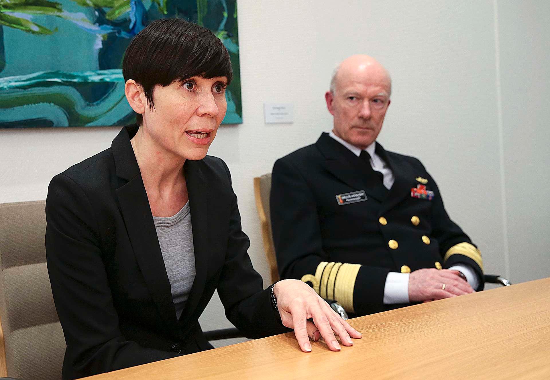 Forsvarsminister Ine Eriksen Søreide (H) har lovet mer til Forsvaret, også i år.