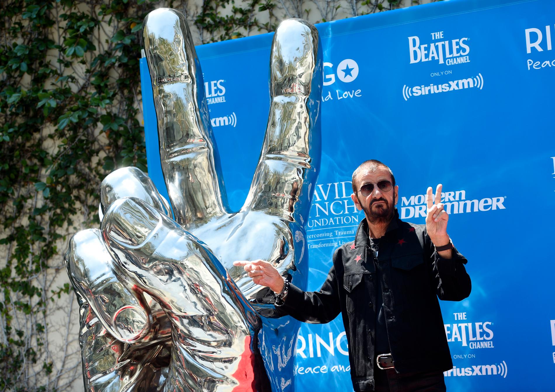 NYTT ALBUM: Den tidligere Beatles-trommeslageren Ringo Starr feiret sin 77-årsdag fredag med nyheten om at han gir ut nytt album i september. 