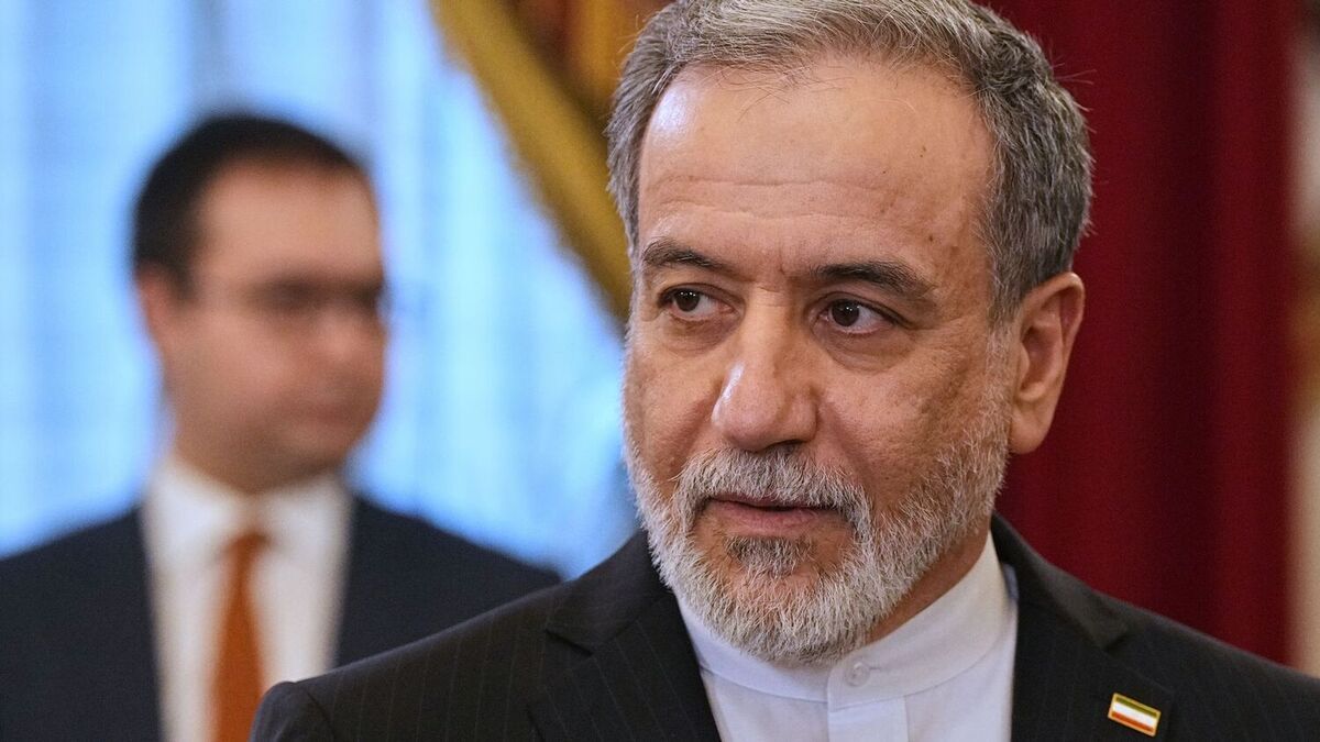 Irans utenriksminister sier en avtale aldri har vært nærmere
