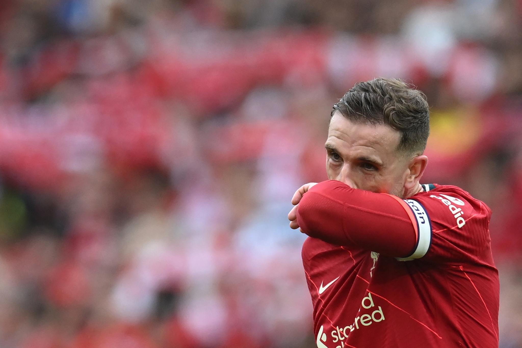 BARE NESTEN: Liverpool-kaptein Jordan Henderson måtte se at de kom til kort i kampen om ligagullet. 