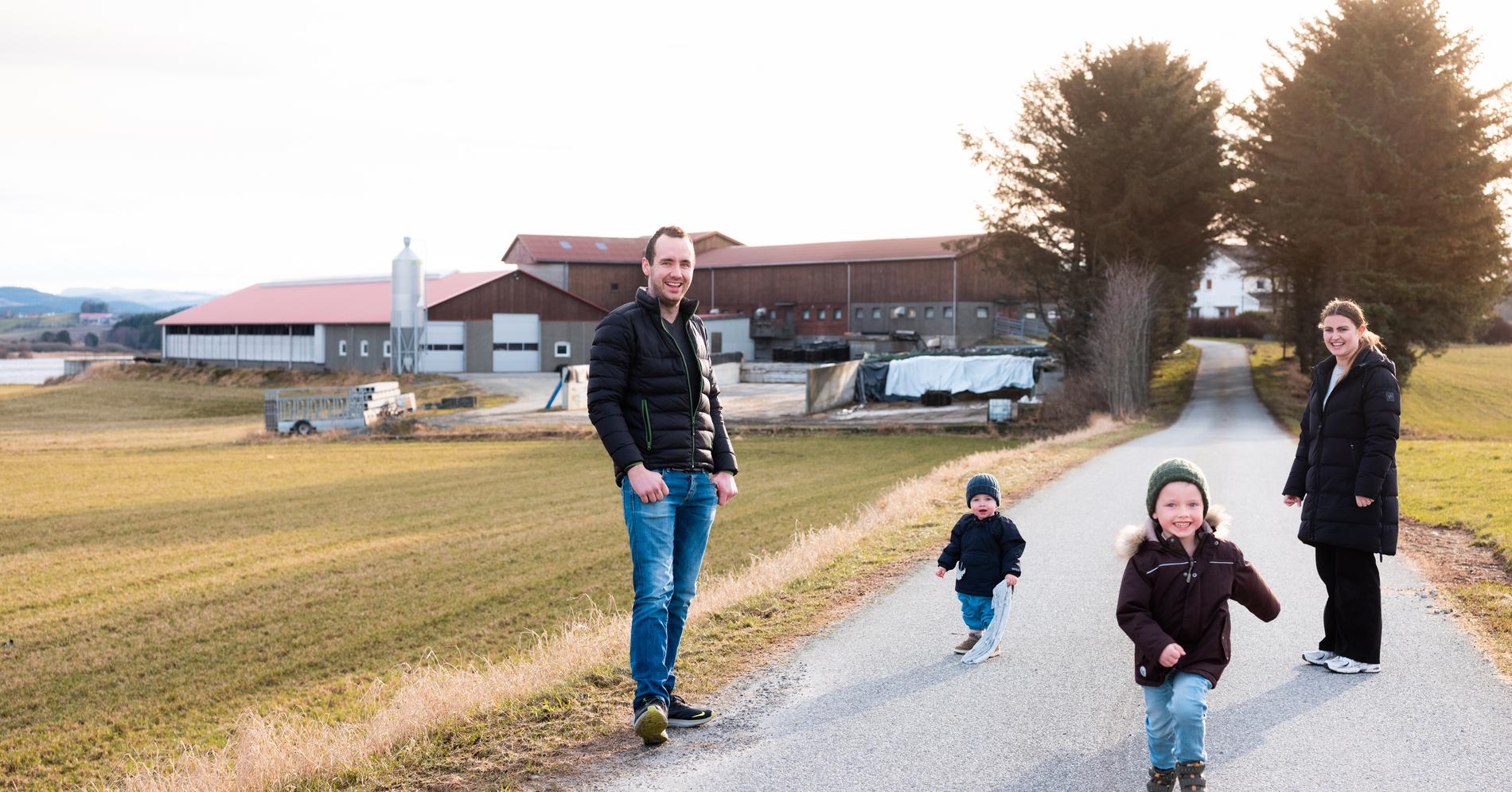 Småbarnsforeldrene Lene (25) og Ole Morten (26) kjøpte storgård til 28 millioner