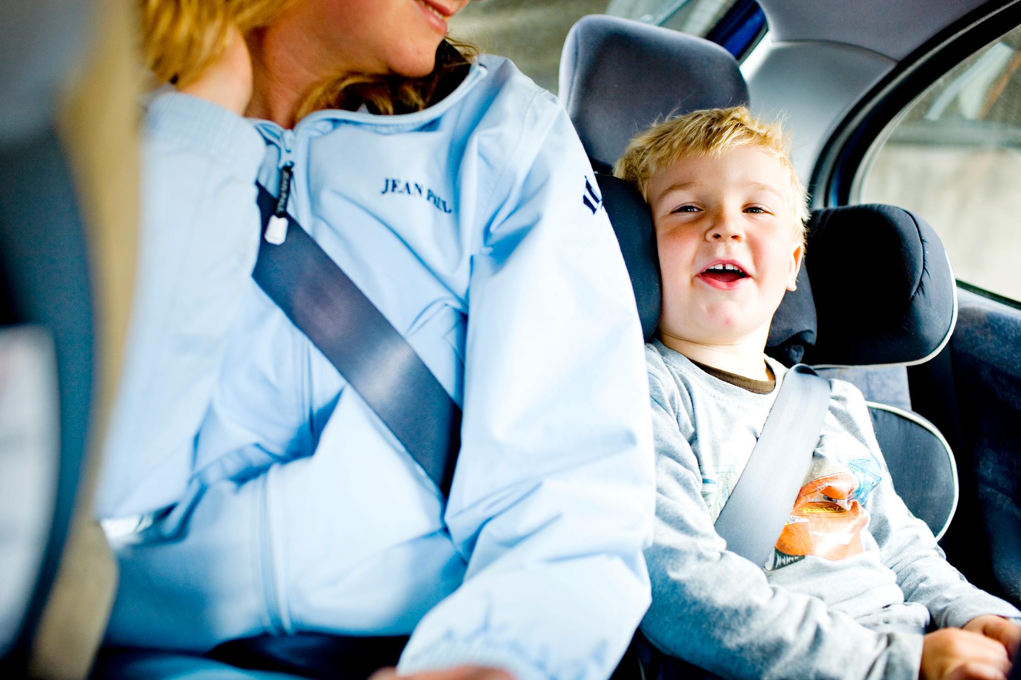 Nær fire av ti trafikkdøde i fjor brukte ikke bilbelte