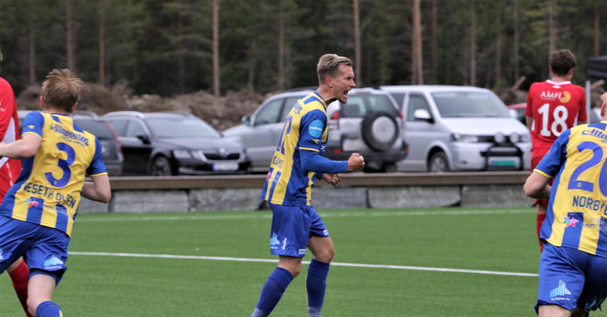 MATCHVINNER: Morten Gamst Pedersen klarte å score fra 11-meteren.