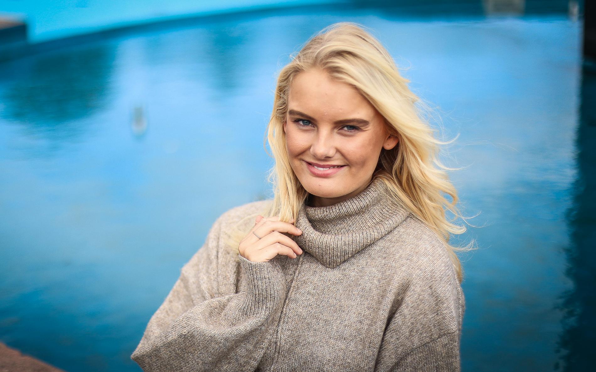 Ina Sofie Solli Birkenes (18) fra Kristiansand er en av de 22 finalistene til modellkonkurransen Scandinavian Supermodel Competition 2019, som i år arrangeres på Caledonien 1. september. 