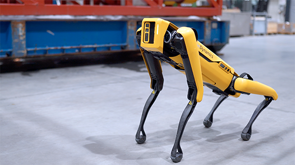 Robothunden Spot har fått jobb – på en norsk oljeplattform. Roboten er laget av Boston Dynamics, og den skal tas i bruk av operatøren Aker BP på Skarv-feltet i Norskehavet.