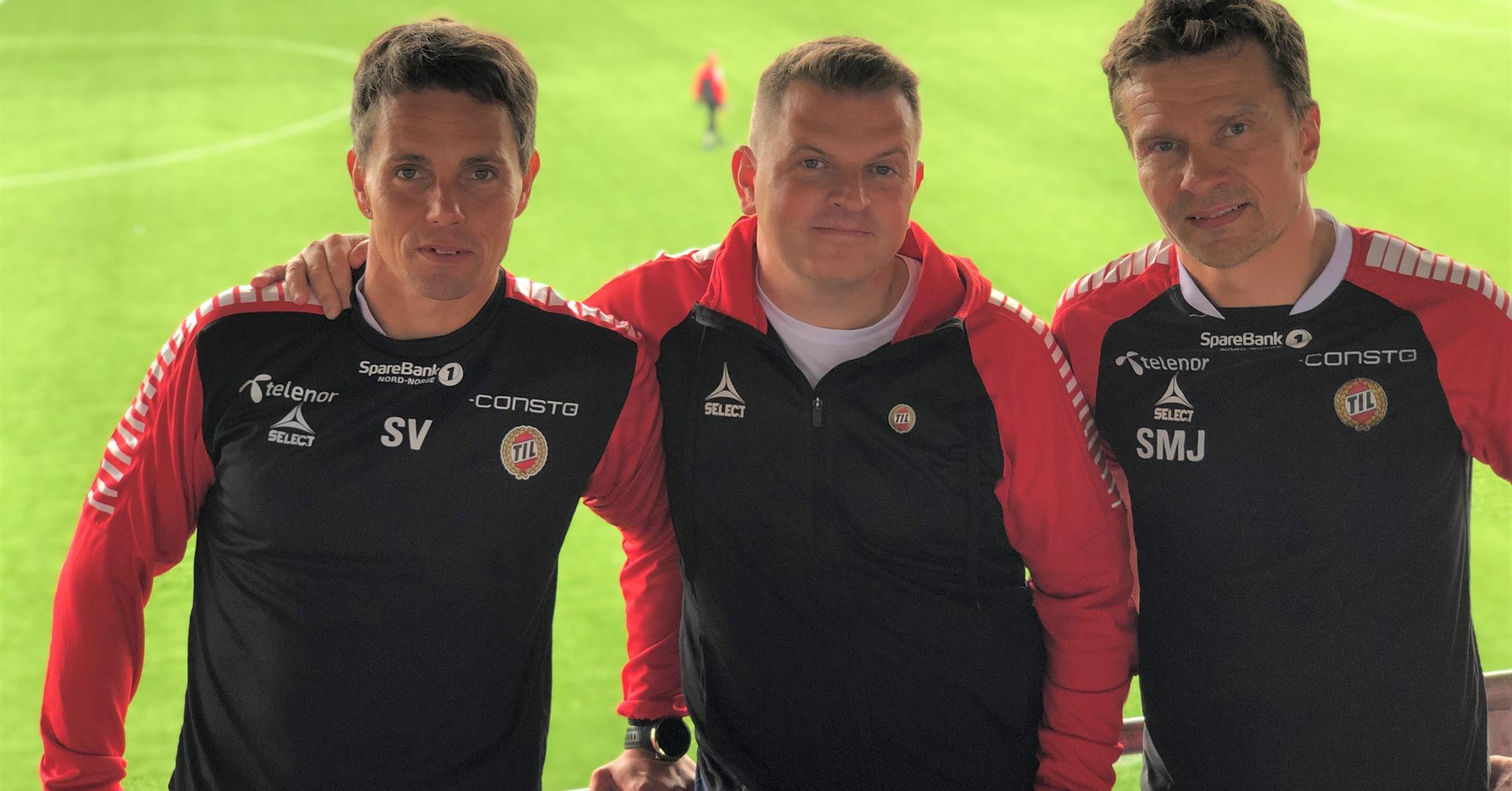 STRÅLTE: Her er Simo Valakari (til venstre), Kristian Høydal og Svein-Morten Johansen dagen etter seieren mot Rosenborg.