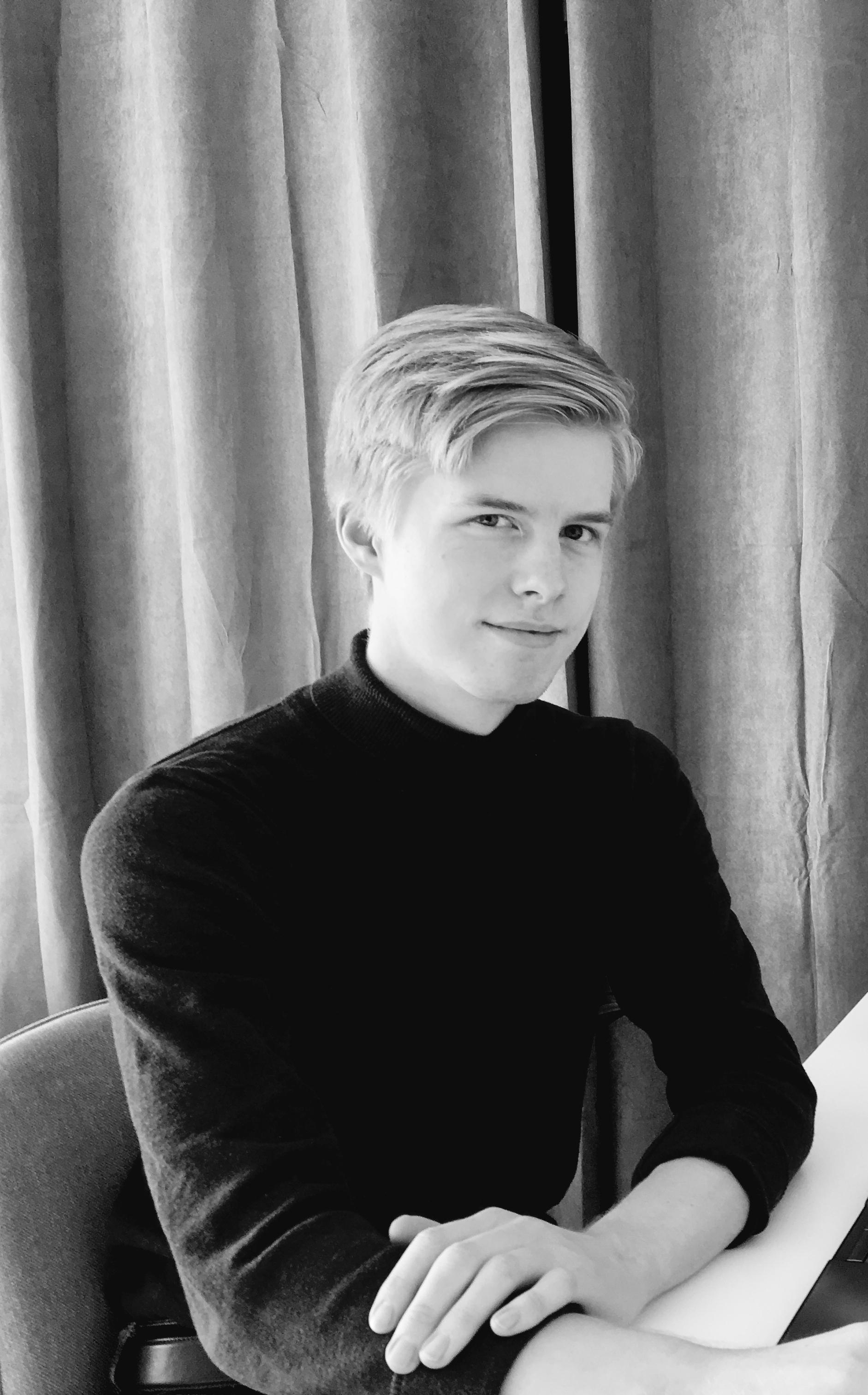 Tage Slind Jensen (21), Unge Høyre.