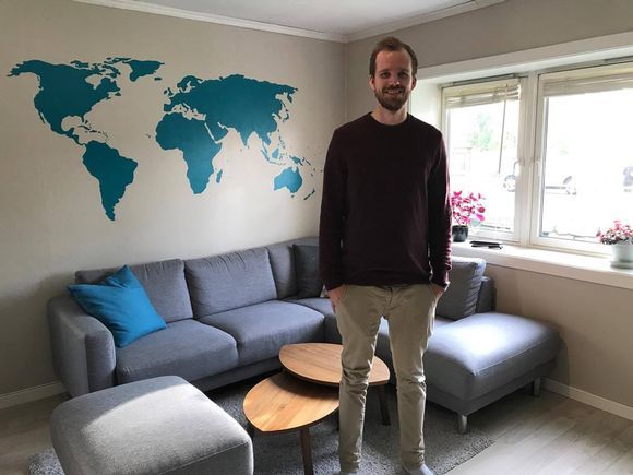 Martin Eie Bjørvik (27) og samboeren hans har valgt å skrive en samboeravtale, som en trygghet om det skulle bli slutt dem imellom.