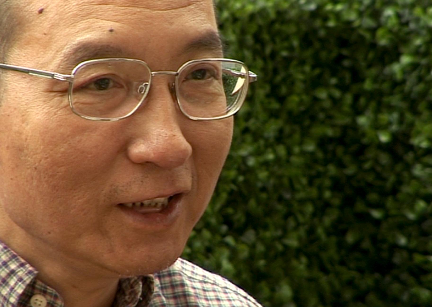 Tilstanden til den kinesiske nobelprisvinneren Liu Xiaobo (61) er forverret og han får nå næring intravenøst. Her et foto fra en video som ble tatt opp med ham i 2008, året før han ble arrestert. Foto: AP / NTB scanpix