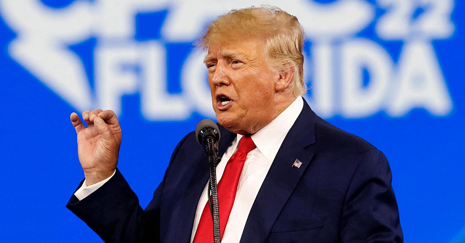 USAs tidligere president kom med en rekke løfter om hva en ny presidentperiode vil innebære under CPAC-konferansen i Florida. – Vi skal gjøre ferdig muren på tre uker, påsto Trump.