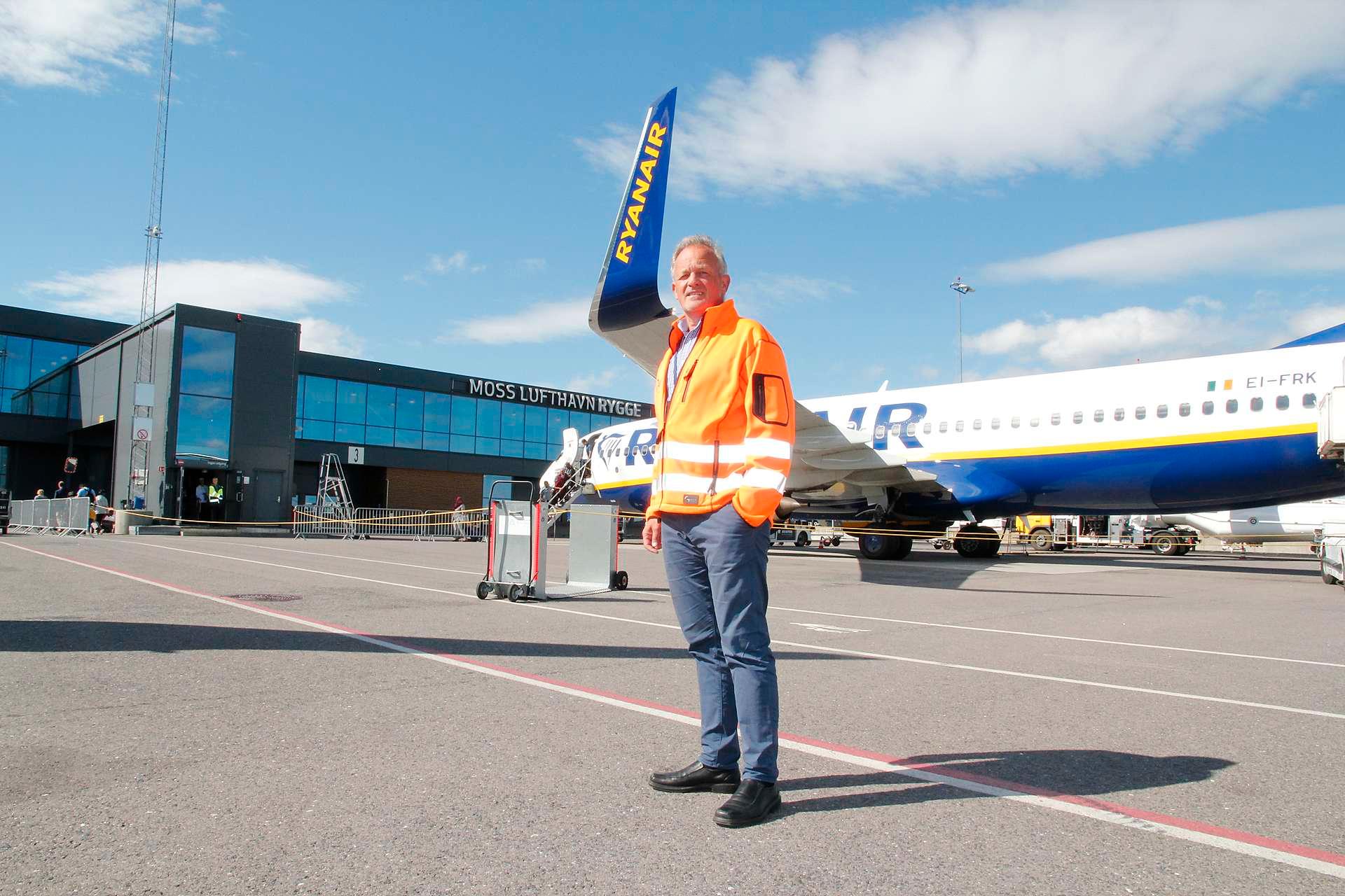 For syv år siden ble Pål Tandberg med på å bygge opp Moss lufthavn Rygge. Nå er jobben hans å stenge flyplassen.
