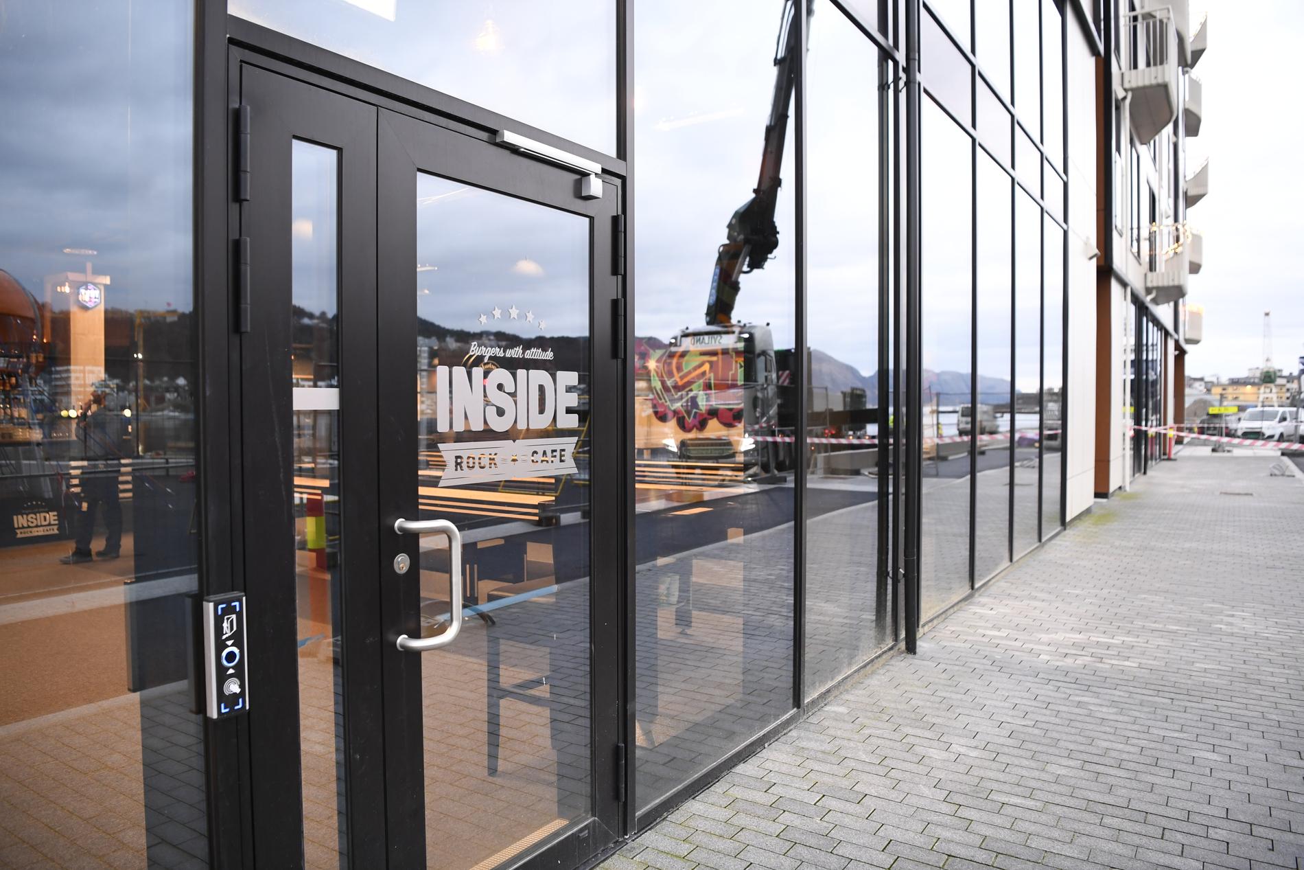 Inside Sandnes Rock Café åpnet dørene i desember i fjor, men stengte i begynnelsen av januar på grunn av det nasjonale skjenkeforbudet. Nå åpner de sannsynligvis dørene igjen.