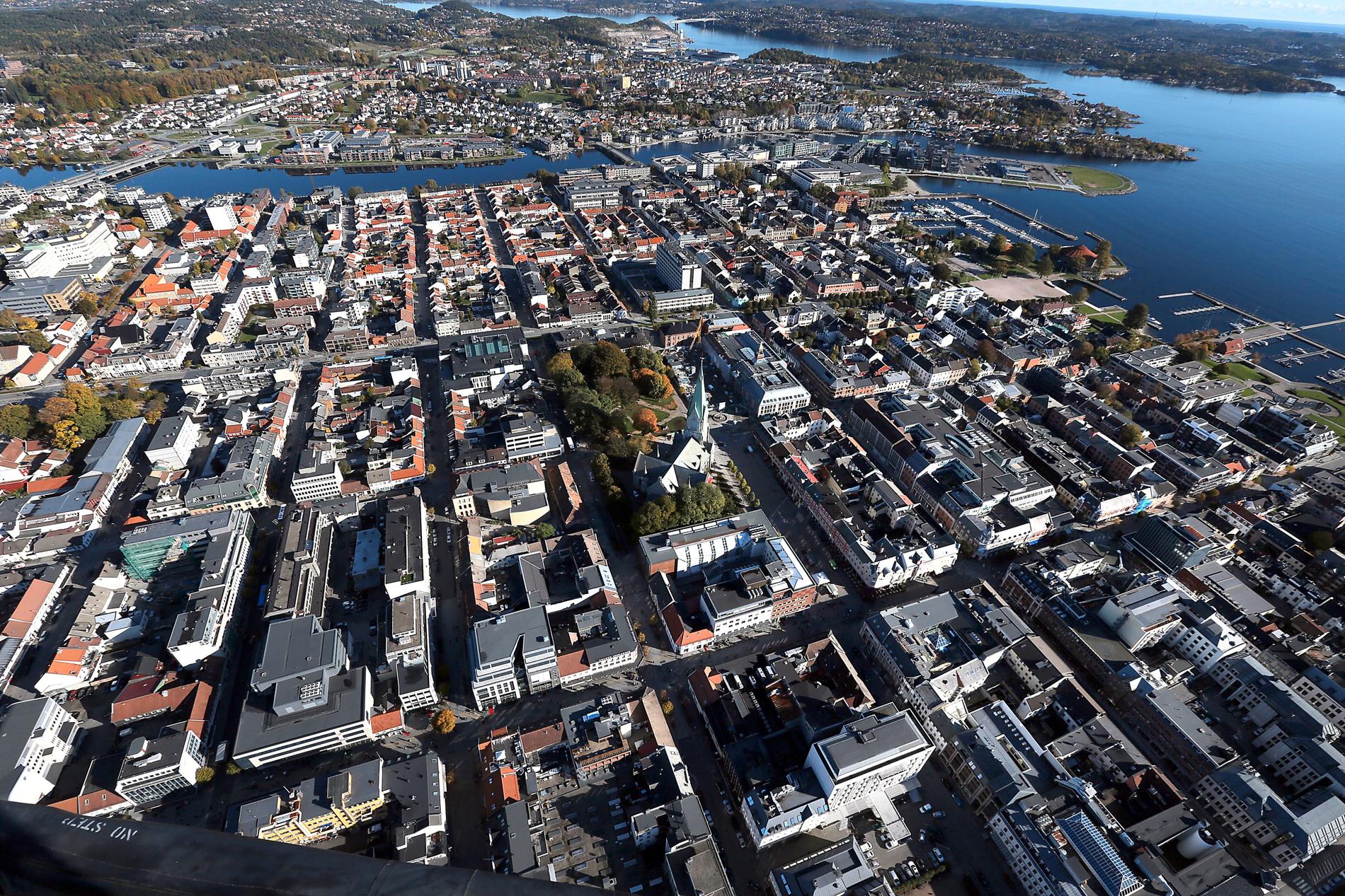 Kristiansand har tydeligvis kallenavnet "the coolest riviera".  Foto: Kjartan Bjelland