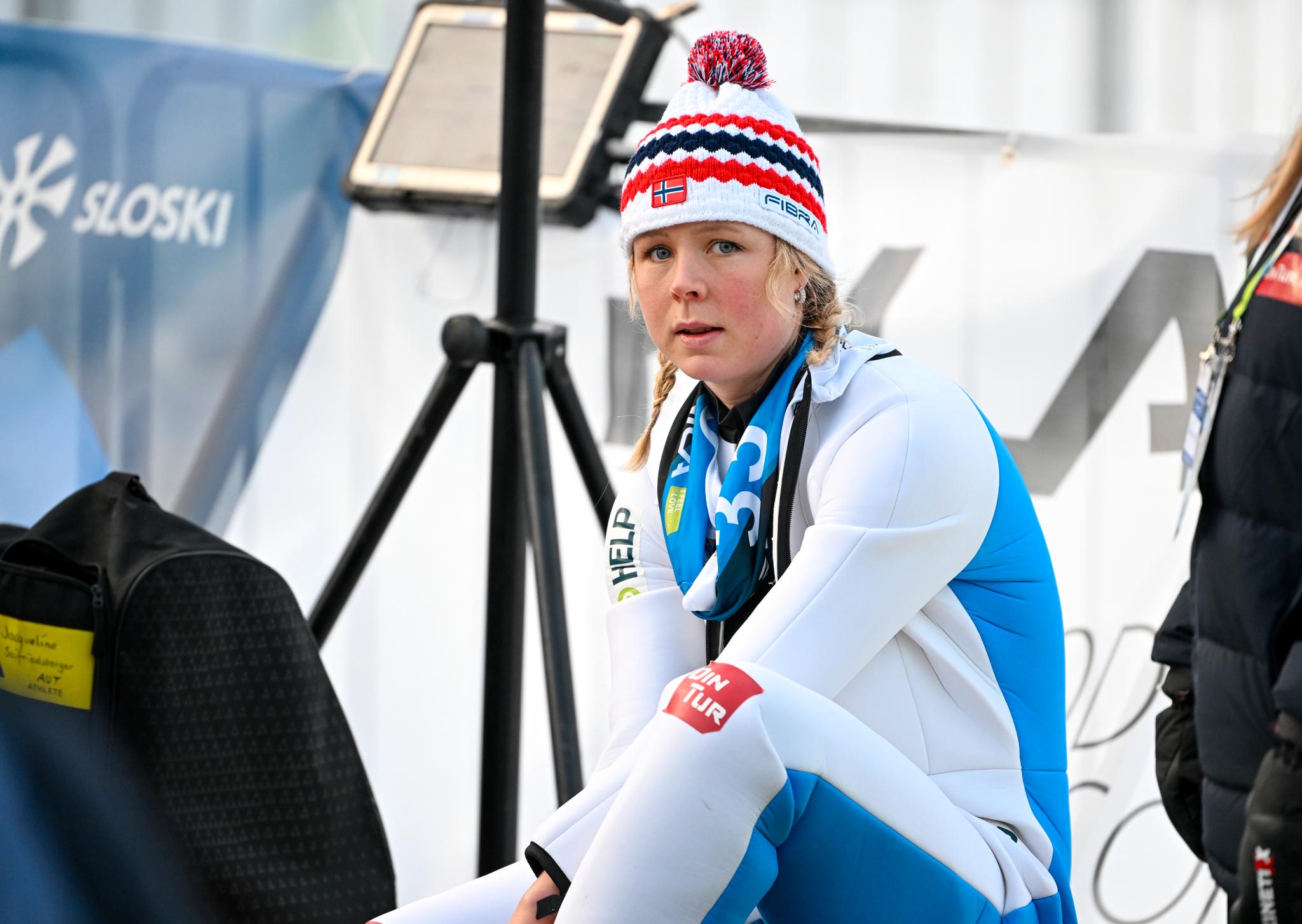 VM-KLAR: Maren Lundby fryktet at også denne sesongen skulle ryke, men nå er hoppstjernen en outsider til gullet.