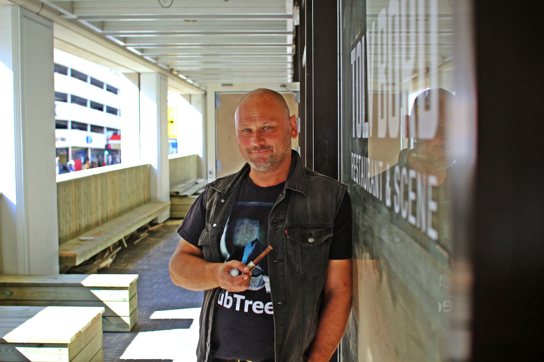 Rikard Klungland, daglig leder på den nye restauranten Tolv Bord – Restaurant & Scene. Tidligere drev han Onkel Aksel Musikkbistro.
