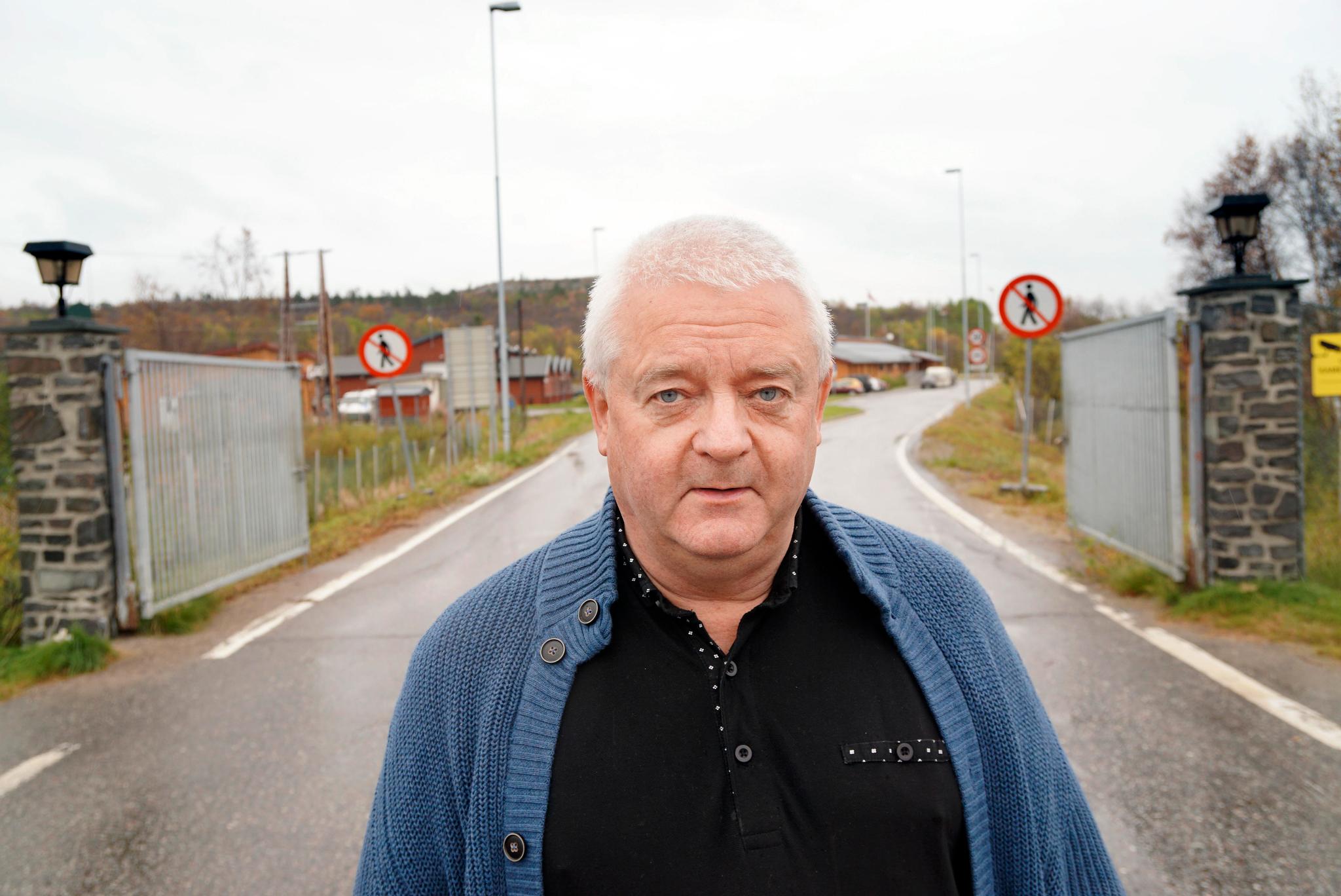 Frode Berg jobbet tidligere som grenseinspektør ved den norsk-russiske grensen. Han var også involvert i en rekke samarbeidsprosjekter mellom folk og organisasjoner i Sør-Varanger og på Kolahalvøya. 