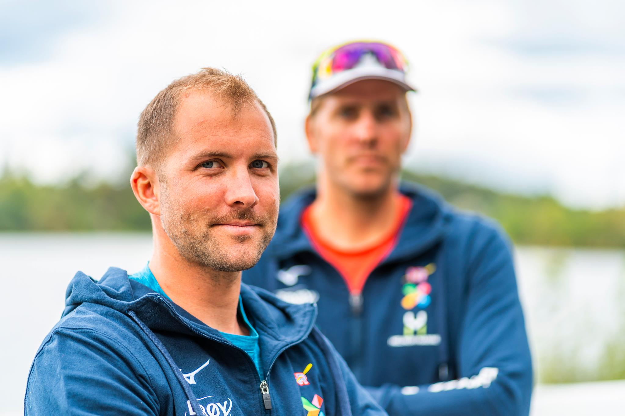 VM-DUO: Kristoffer Brun og Oscar Helvig ror VM sammen i tsjekkiske Racice.