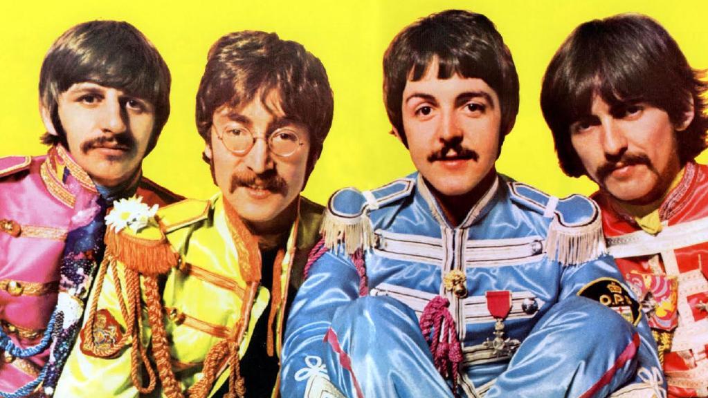 BARNESINN: De fire guttene i The Beatles viste utover i karrieren at de hadde beholdt barnet i seg. 