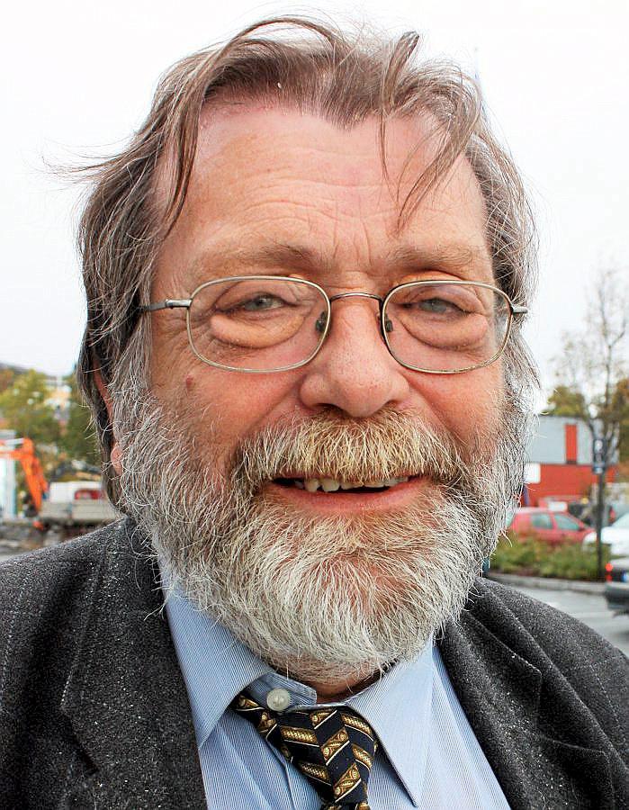 Frank Aarebrot, professor ved Universitetet i Bergen.