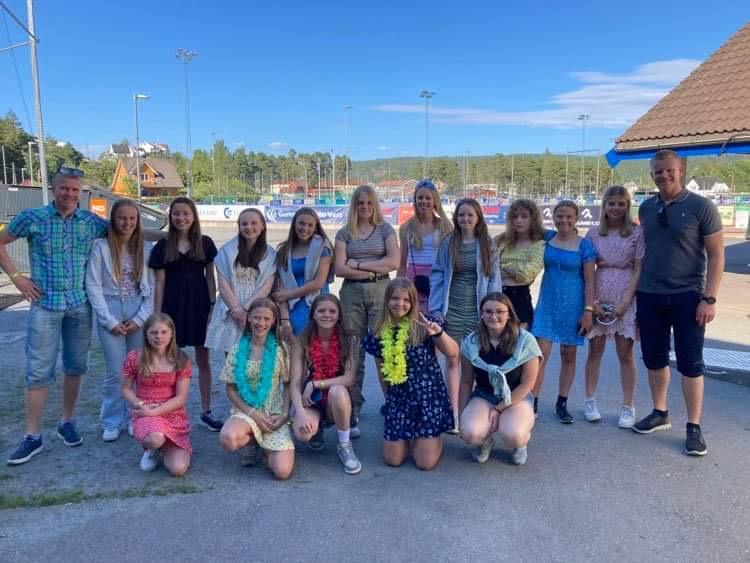 Jenter 14-laget til Finnøy IL som gjorde seg bemerka i Sørlandets hovedstad under Sør Cup.