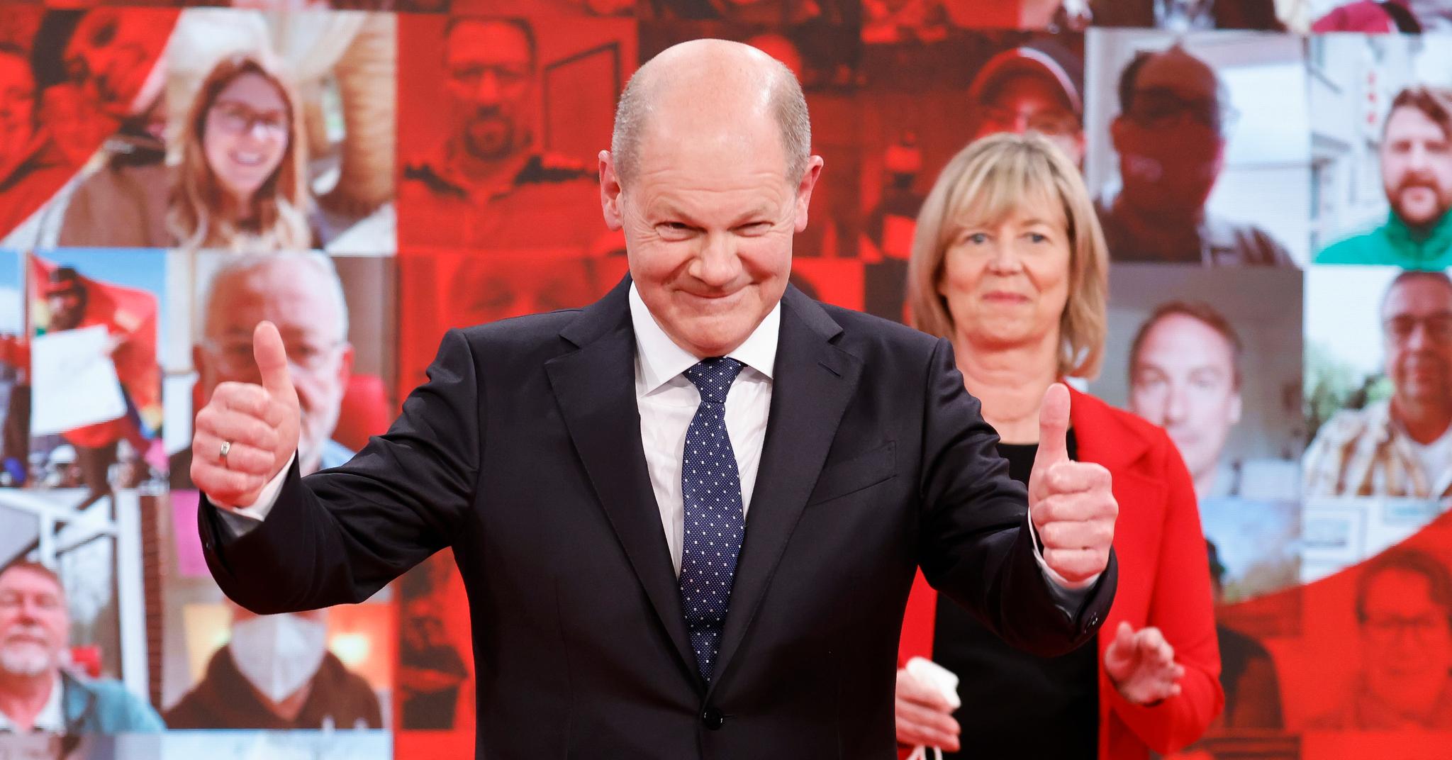 Kanskje kan også SPDs Olaf Scholz bli kansler? Plutselig har den kjedelige kandidaten fått et oppsving.