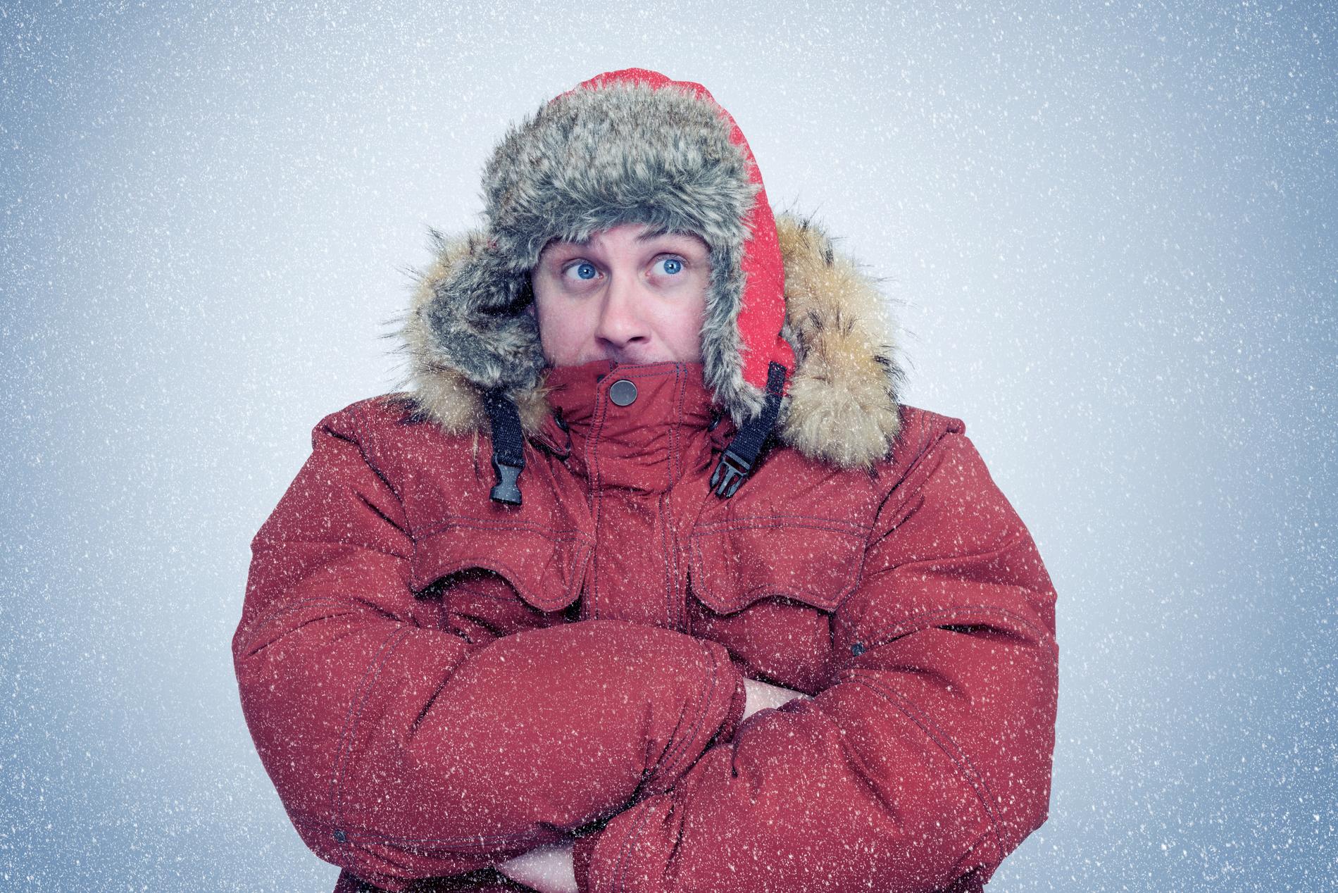 Går det an å «bruke opp» vinterjakka di, sånn at når vinteren faktisk kommer, så vil ikke jakka føles varm nok?