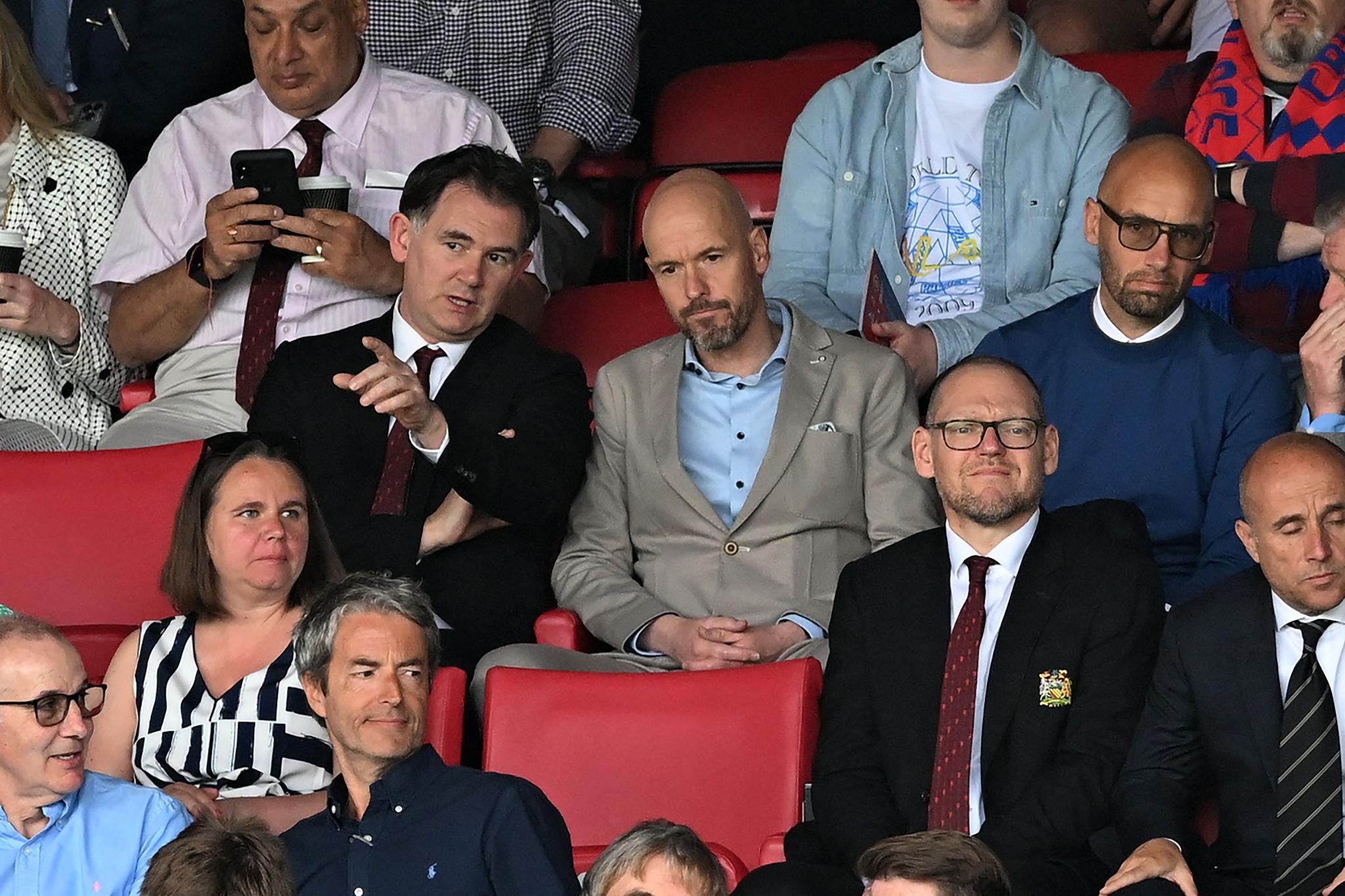 PÅ TRIBUNEN: Erik ten Hag er Manchester United-manager neste sesong. I dag var han på tribunen for å se sesongavslutningen. 