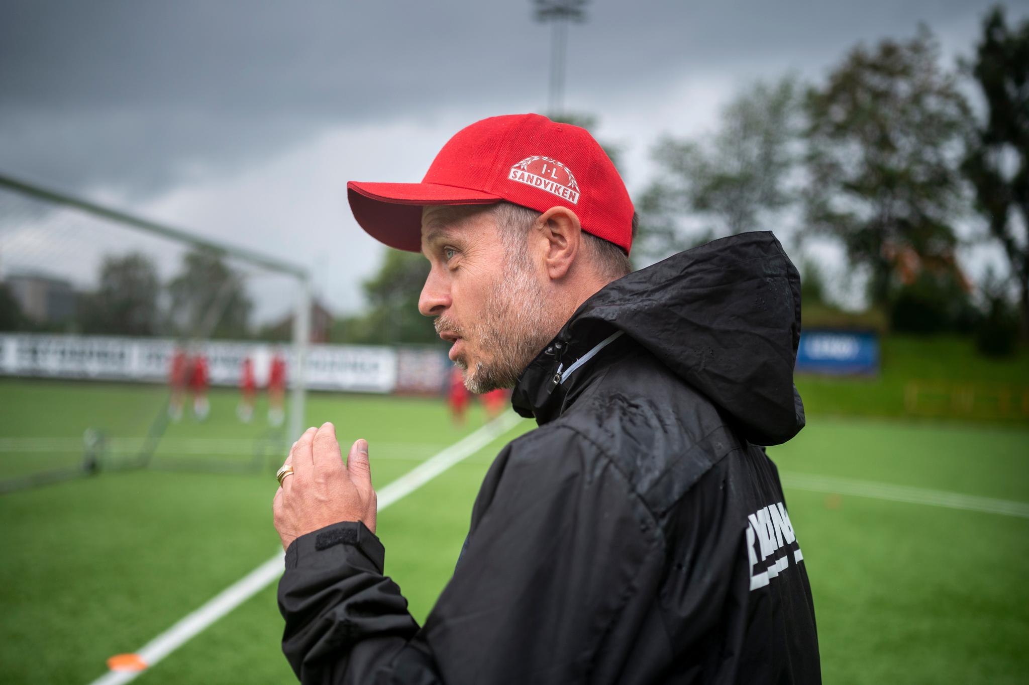 – Vi tror at Bergen er en spesiell by, sier Sandviken-trener Alexander Straus. 