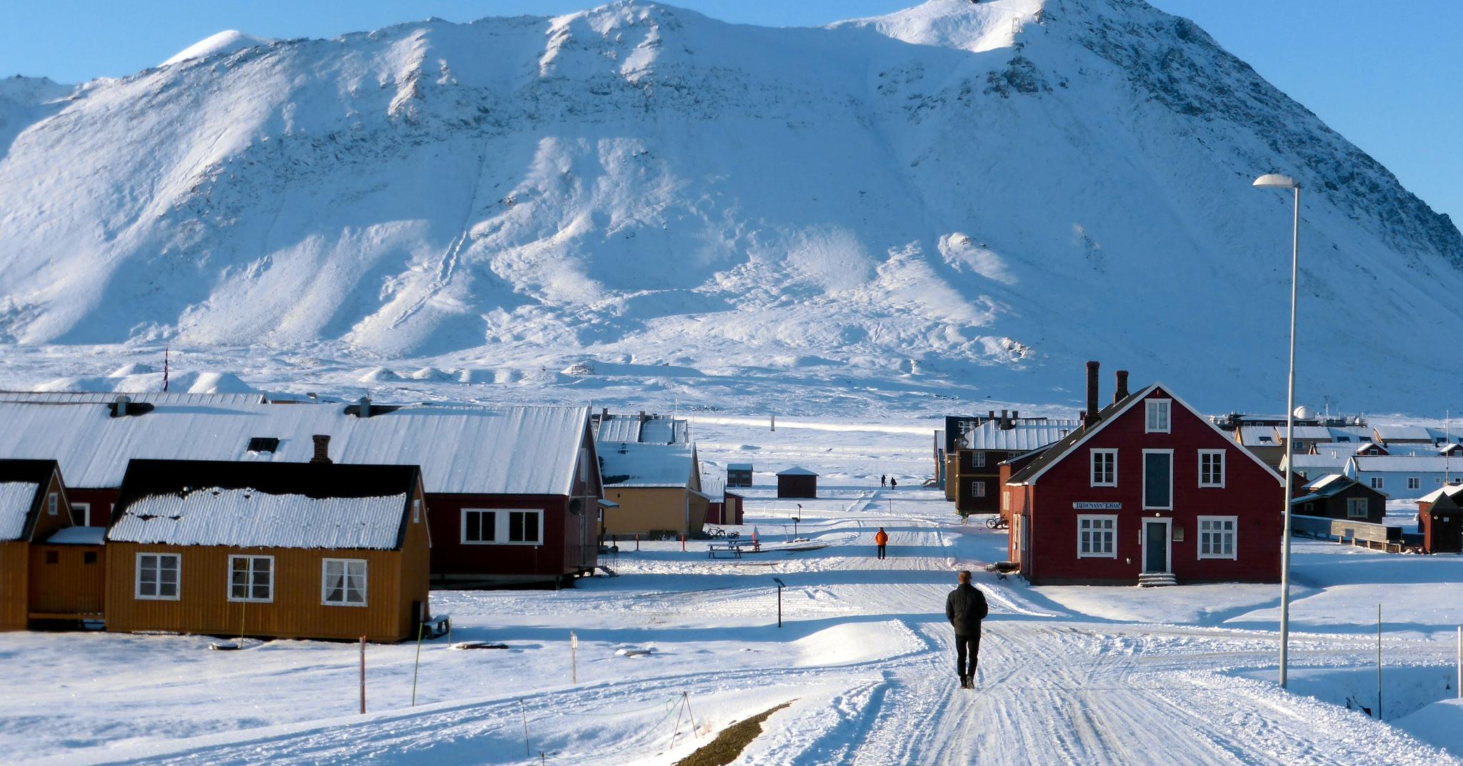 Svalbard har en helt spesiell status i verden, selv om øygruppen er norsk. Russland mener imidlertid at de ikke blir likebehandlet. 