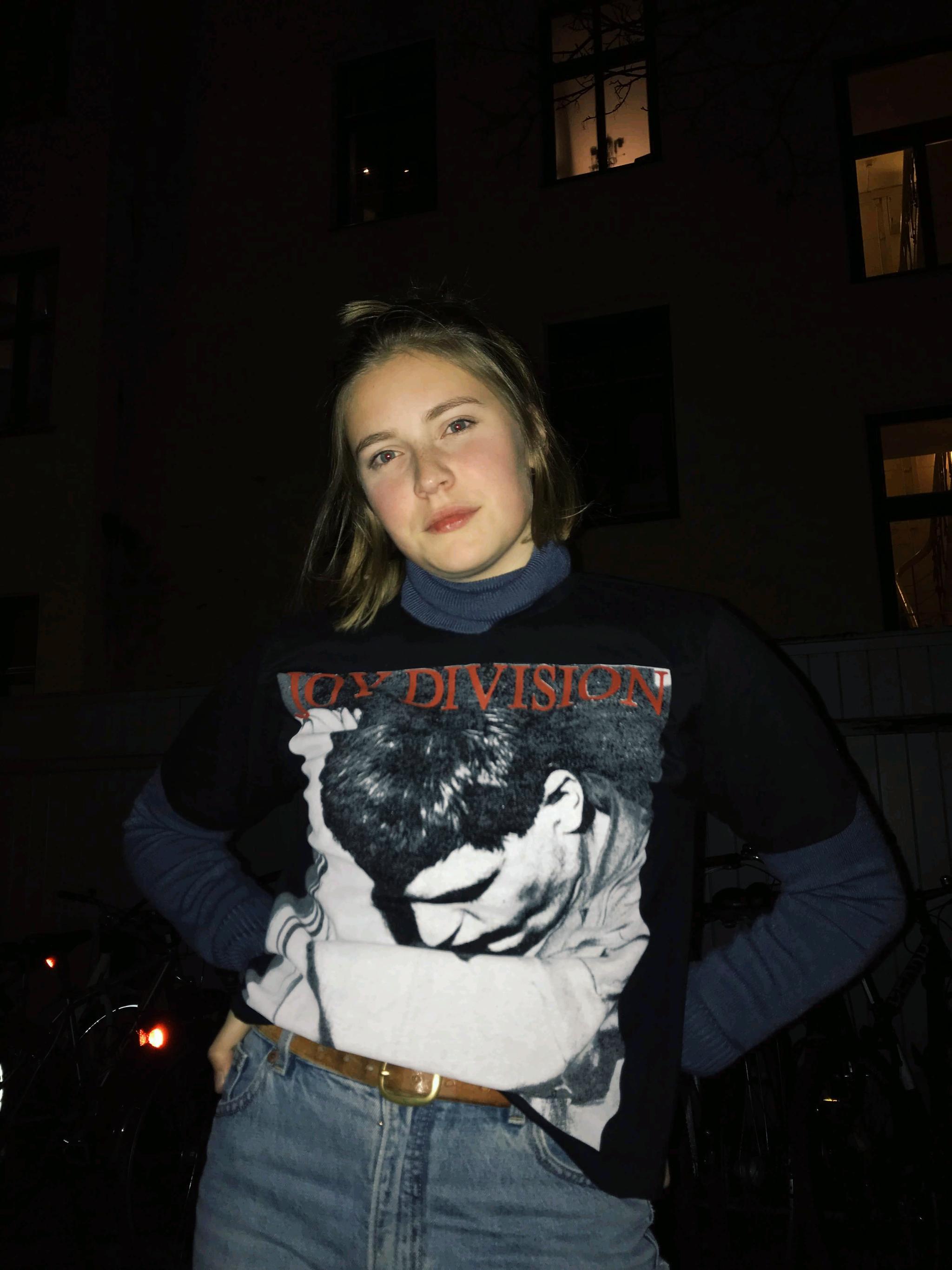 Erika Brunner (16) heier på Oslo-politikernes forbud mot umerket retusjert reklame.