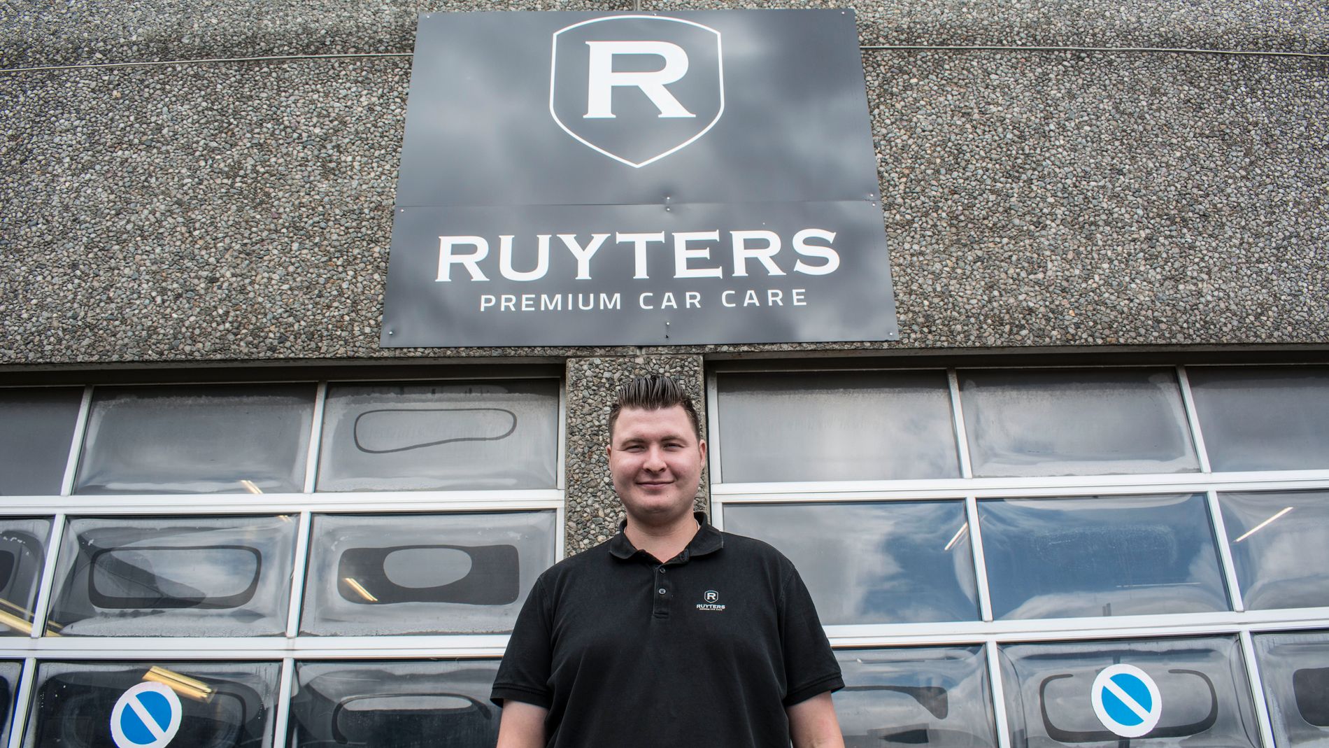 Bjarne Ruyter begynte å pleie bilene til naboene i ung alder.