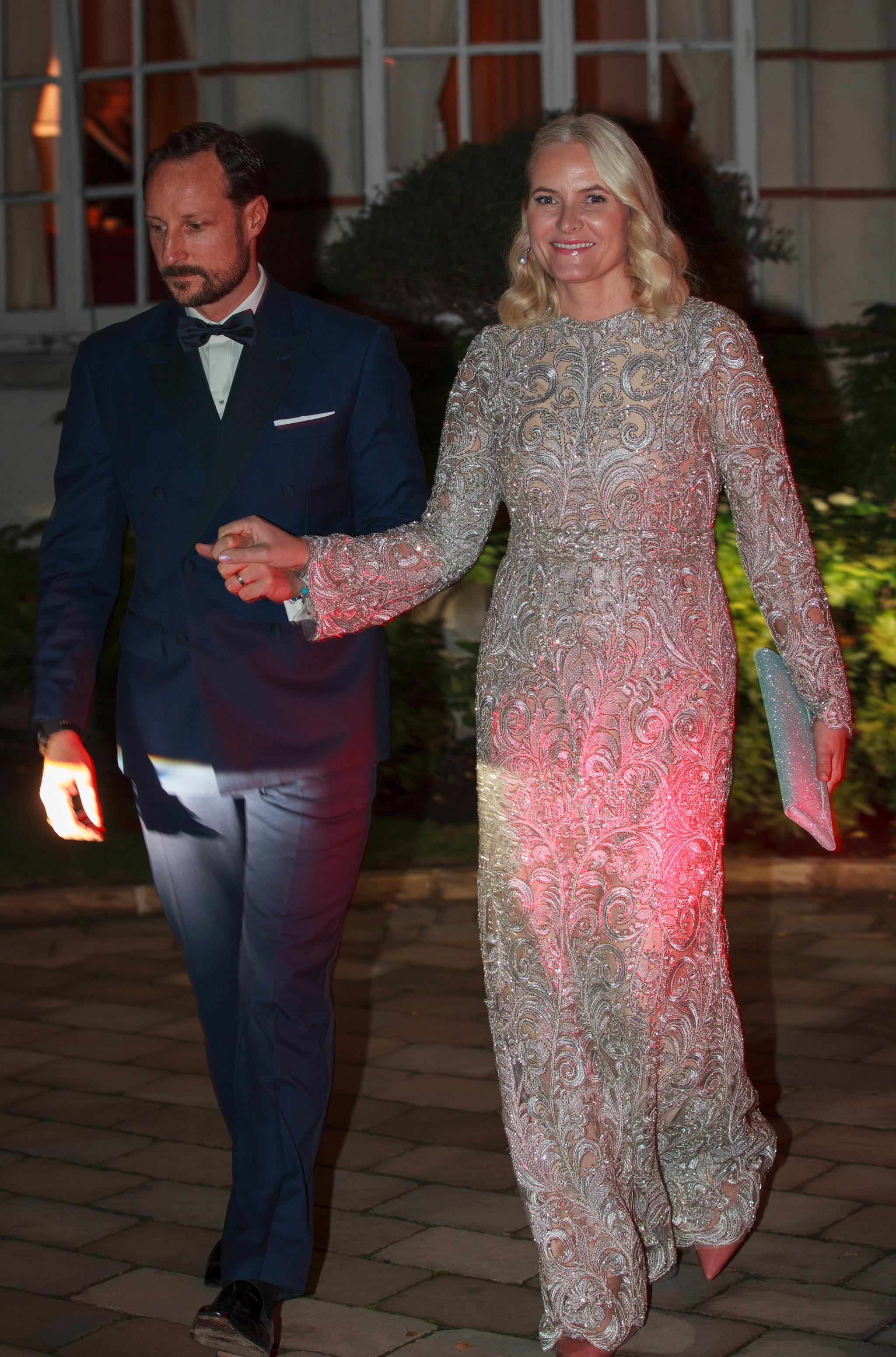  Kronprins Haakon og kronprinsesse Mette-Marit i London før mottagelse og middag i anledning 70-årsdagen til prins Charles. 