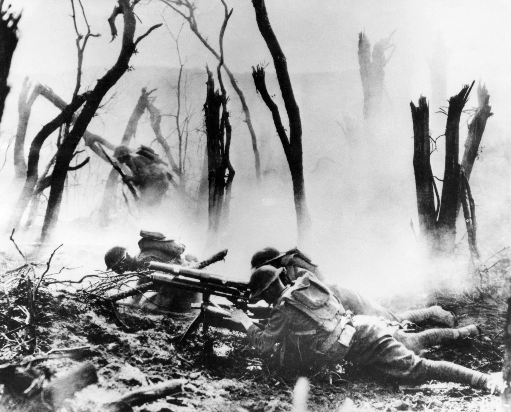  Amerikanske soldater i aksjon under de alliertes  Meuse-Argonne-offensiv i krigens sluttfase.