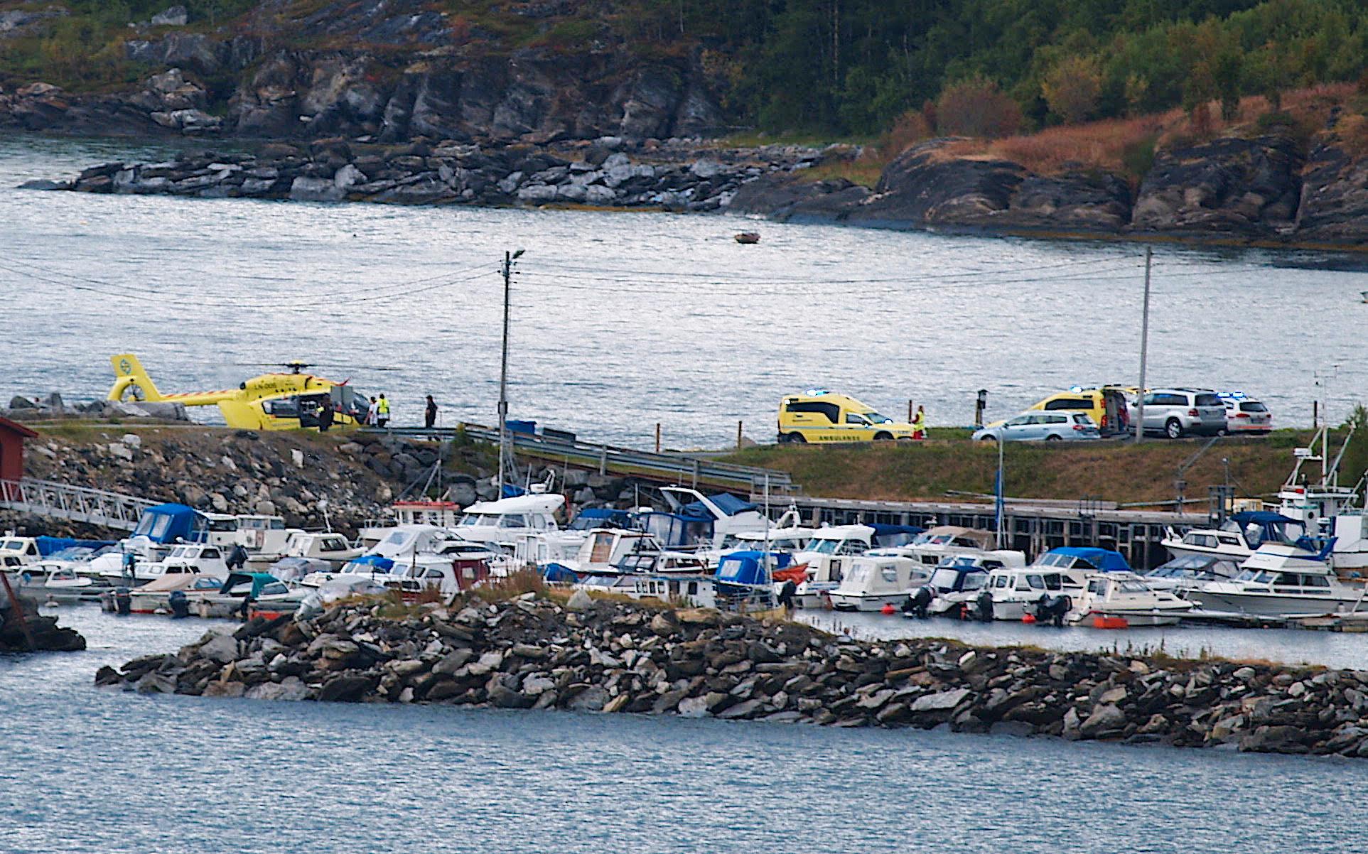 En ti år gammel gutt ble moderat skadd i en båtulykke ved Bjerkvik i Nordland søndag ettermiddag. Foto: Jens Roald Knutsen / NTB scanpix