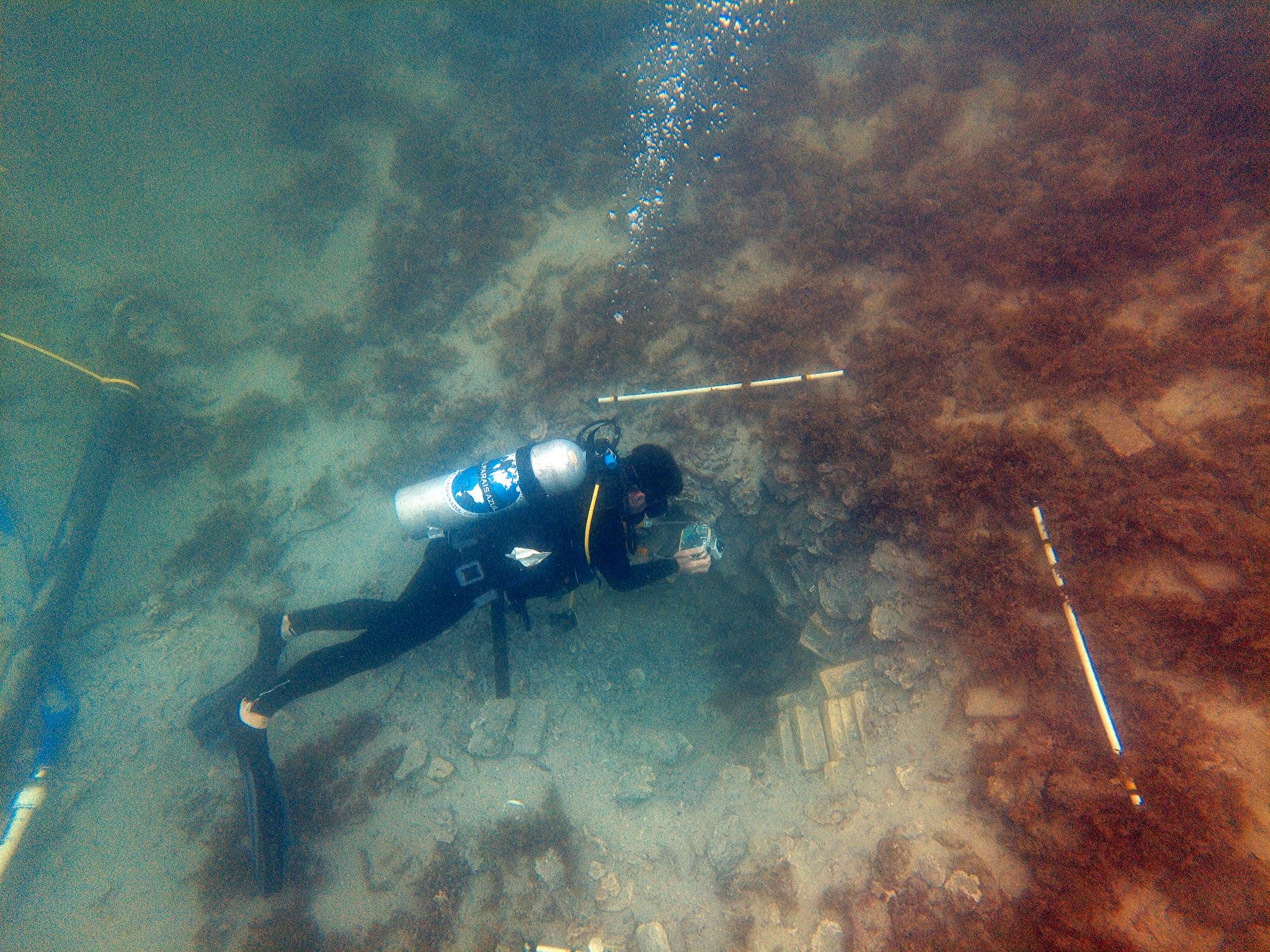 To dansk-norske slaveskip forsvant sporløst for 300 år siden. Nå er mysteriet trolig løst.
