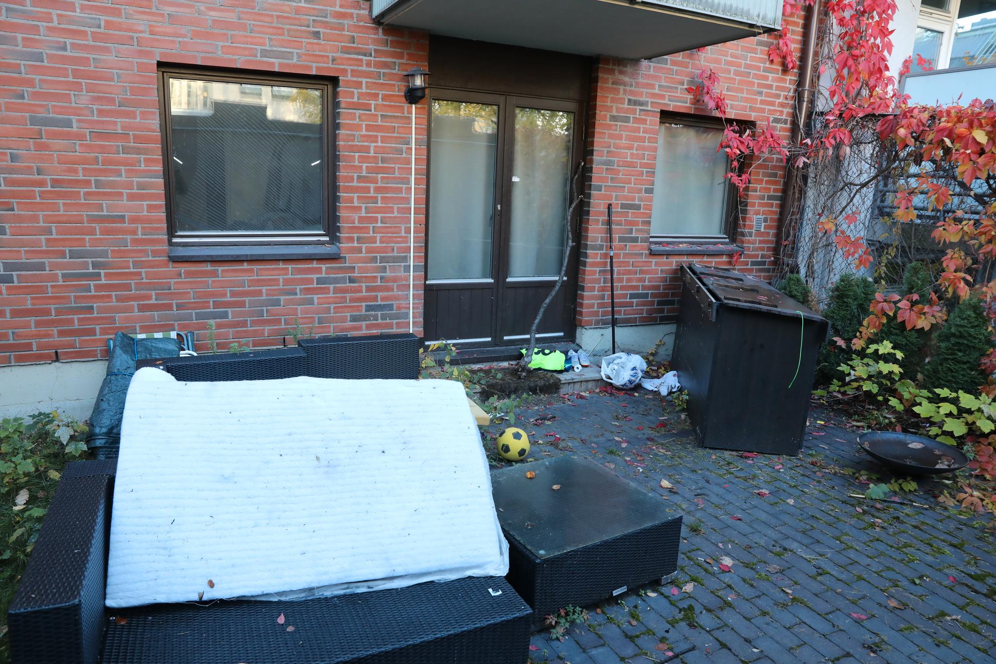 I denne leiligheten på Majorstuen bodde mannen i 20-årene som ble drept mandag.